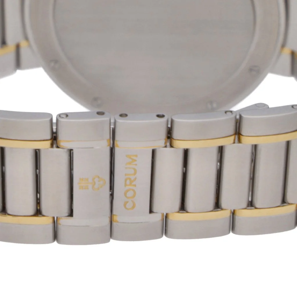 43542_ CORUM_06.08.22-8.jpg