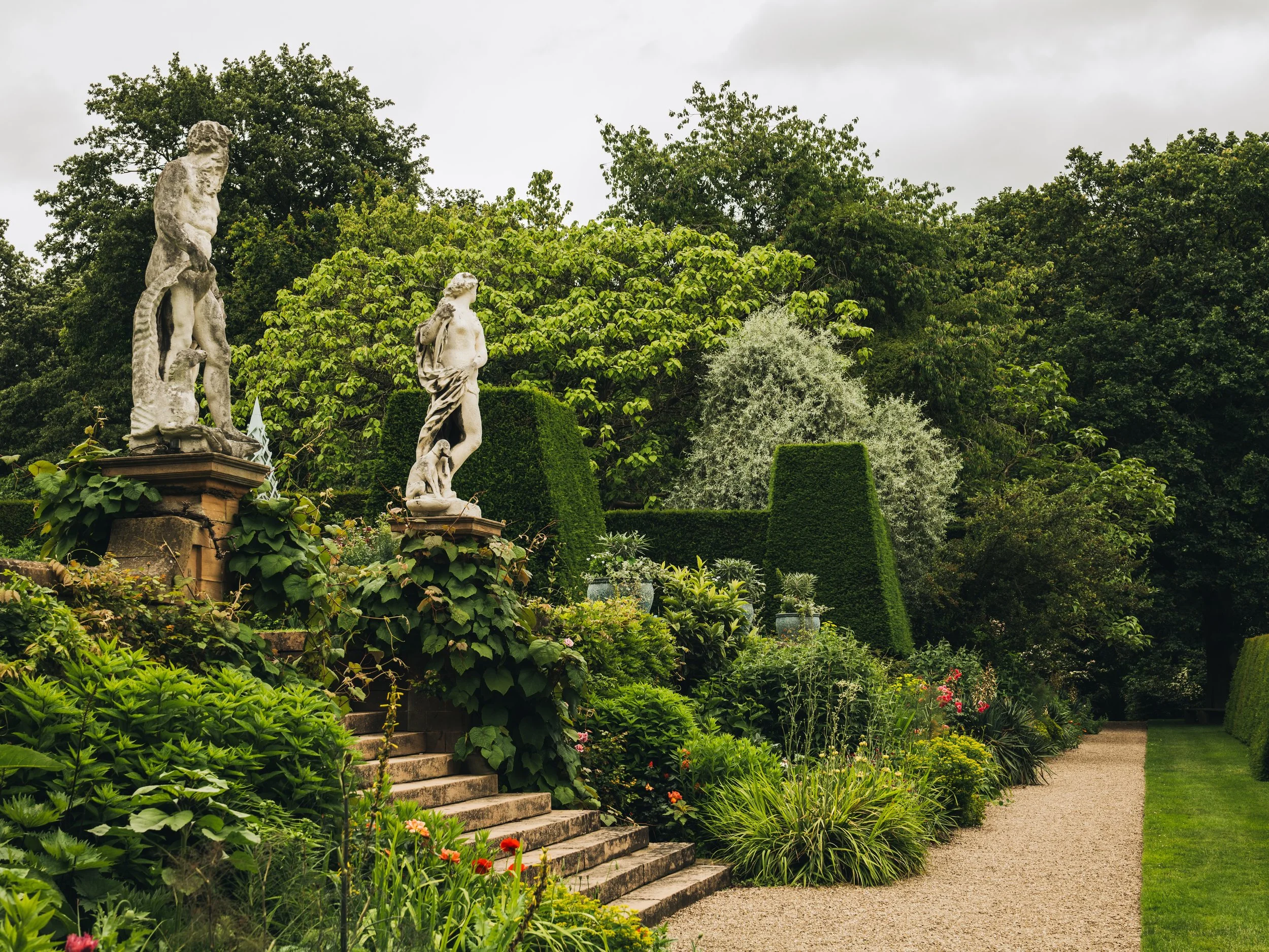 Renishaw Gardens 2-11.jpeg