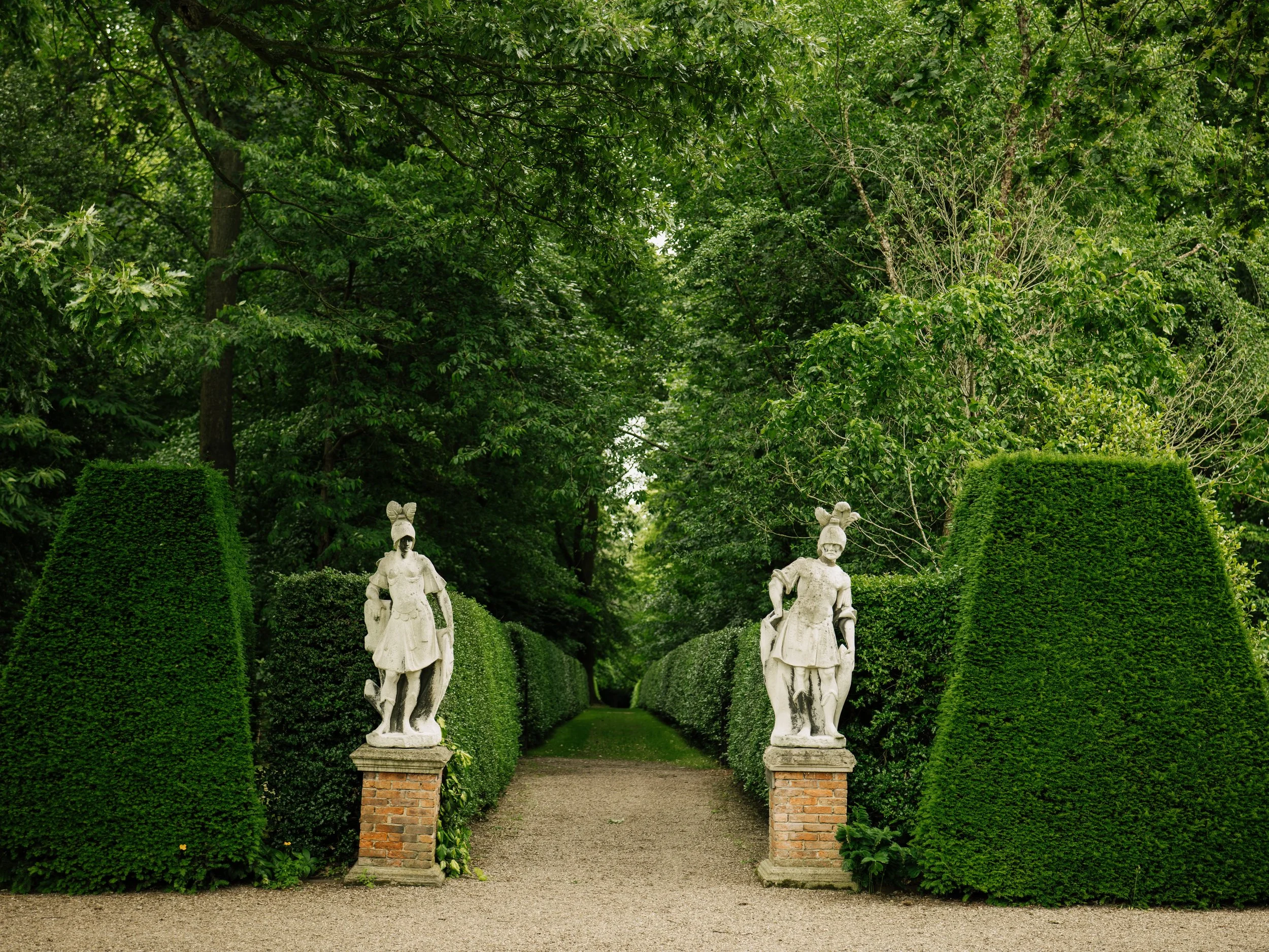 Renishaw Gardens 2-27.jpeg