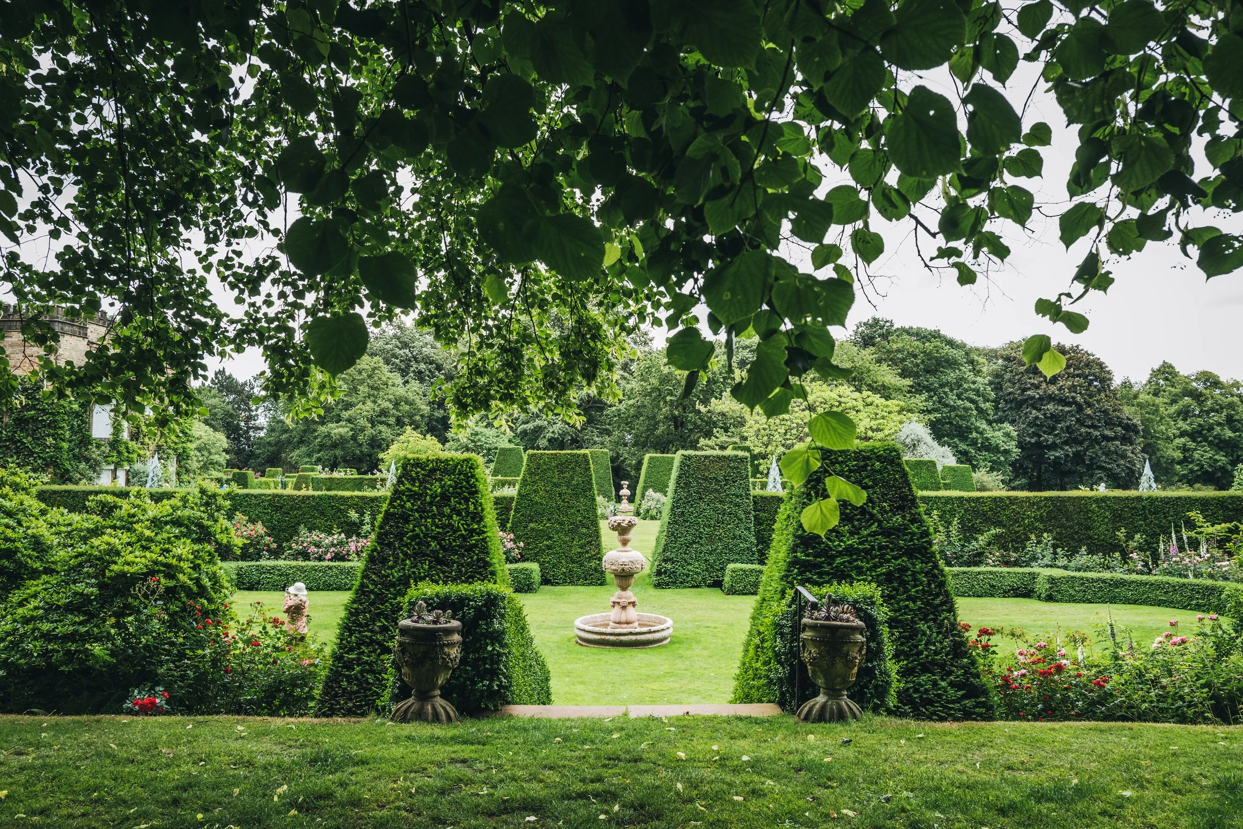 Renishaw Gardens 2-7.jpg