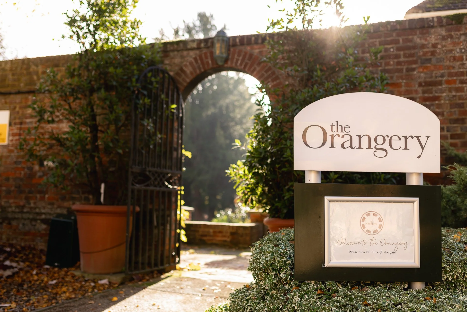 London Wedding Photographer_The Orangery Wedding of Alex and James-40.jpg