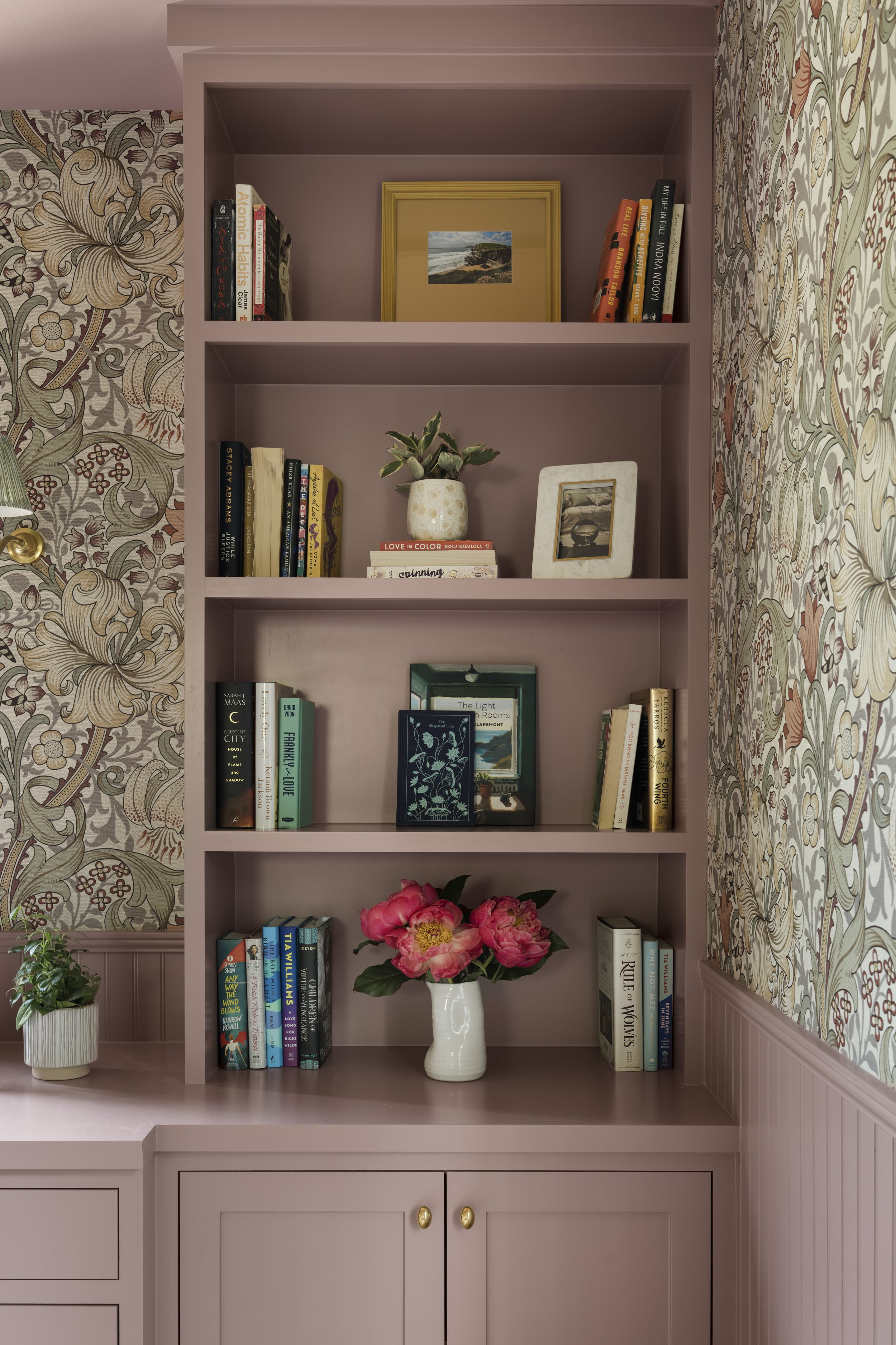 AliciaRoche_GoldenLily_MadelineHarper_1oMB_8.JPG