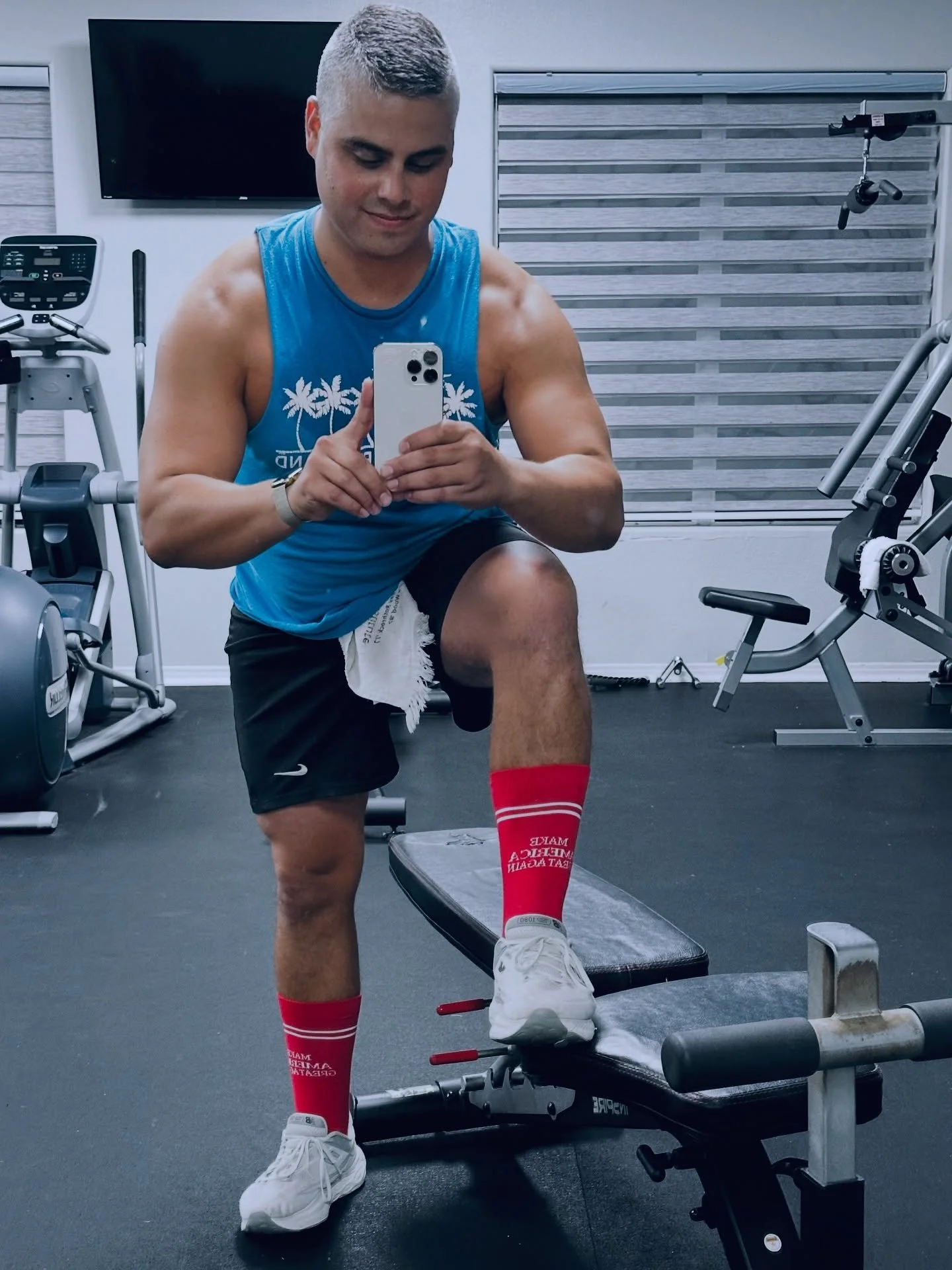 Late night session of Making America Healthy Again! Even my sox are ready for the campaign trail. Lot’s of events coming up so make sure to follow, like, and share! #kunkleforcongress #tx34 #maga #maha #mstxga #workout #fitness #tx34 #gop
