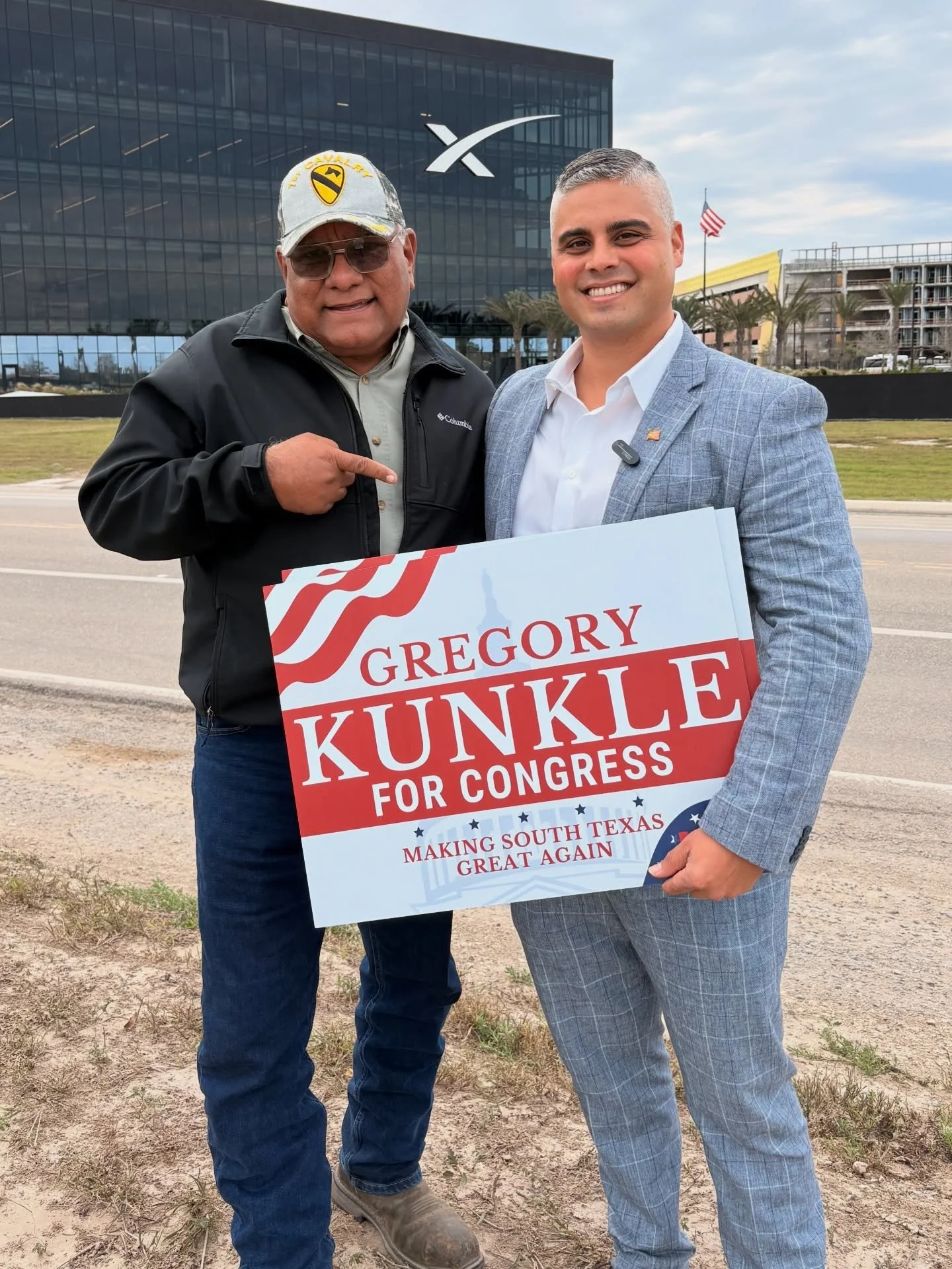 We had a great time with fellow America First patriots at @SpaceX as we welcomed @secwar @petehegseth to Starbase, TX! The American defense industrial base is second to none because of these companies right here in South Texas. #kunkleforcongress #tx