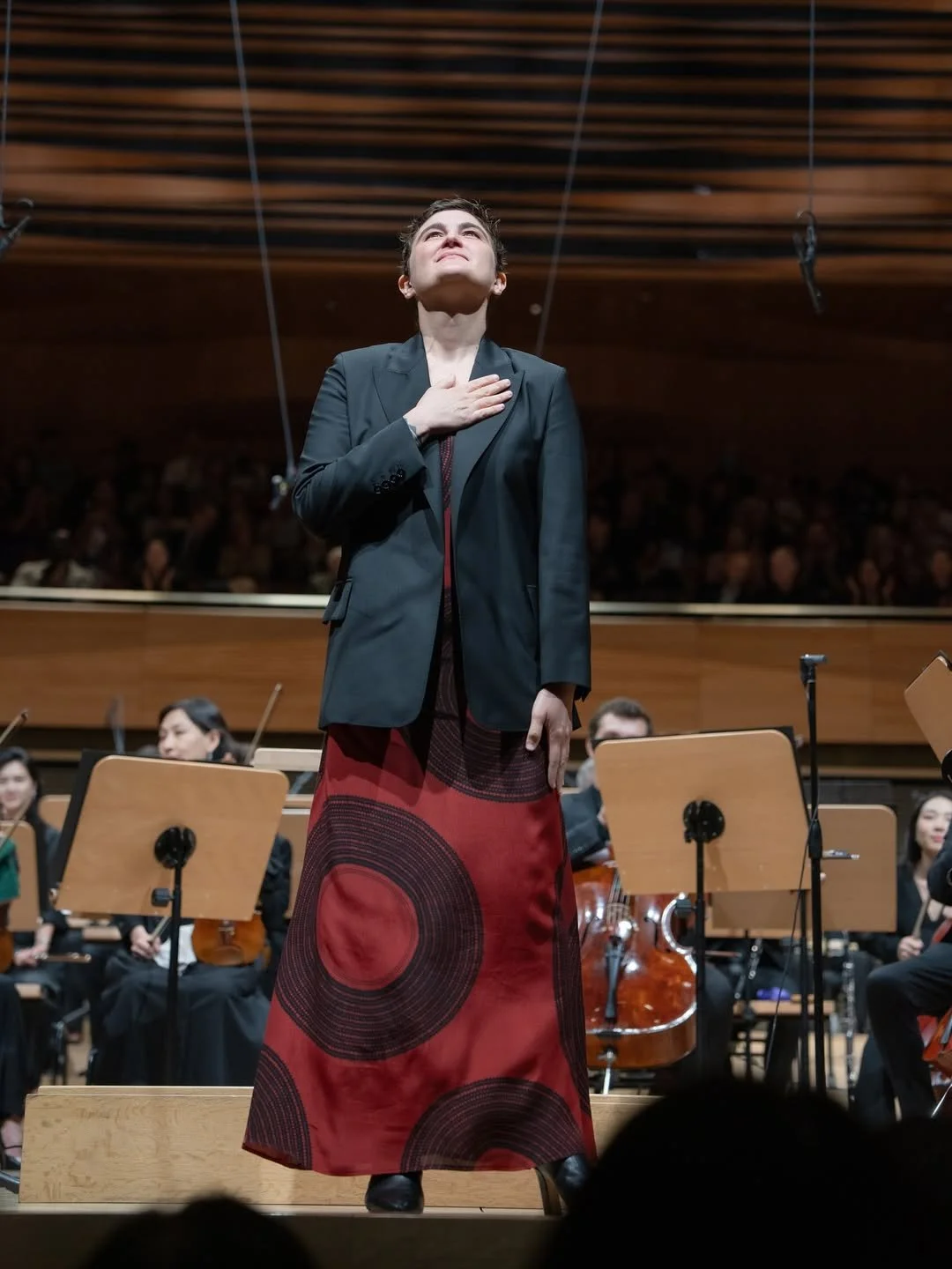 Please, join us in a round of applause for the singular talents of Kanaka Maoli composer Leilehua Lanzilotti (@annezilotti)!

Their commissioned piece &quot;of light and stone&quot; was just played for the opening night of @nyphilharmonic's new seaso