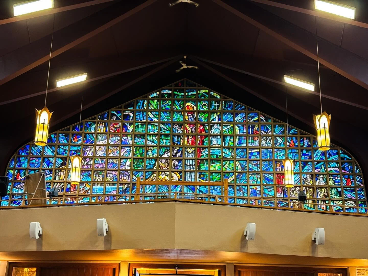 ☘️St. Patrick&rsquo;s Blessing☘️

May peace be within us
and our hearts be strong. 
May the strength of God
guide us and the wisdom
of God instruct us. 
May the hand of God
protect us and the Word
of God direct us. 
May Your salvation,
O Lord be ours