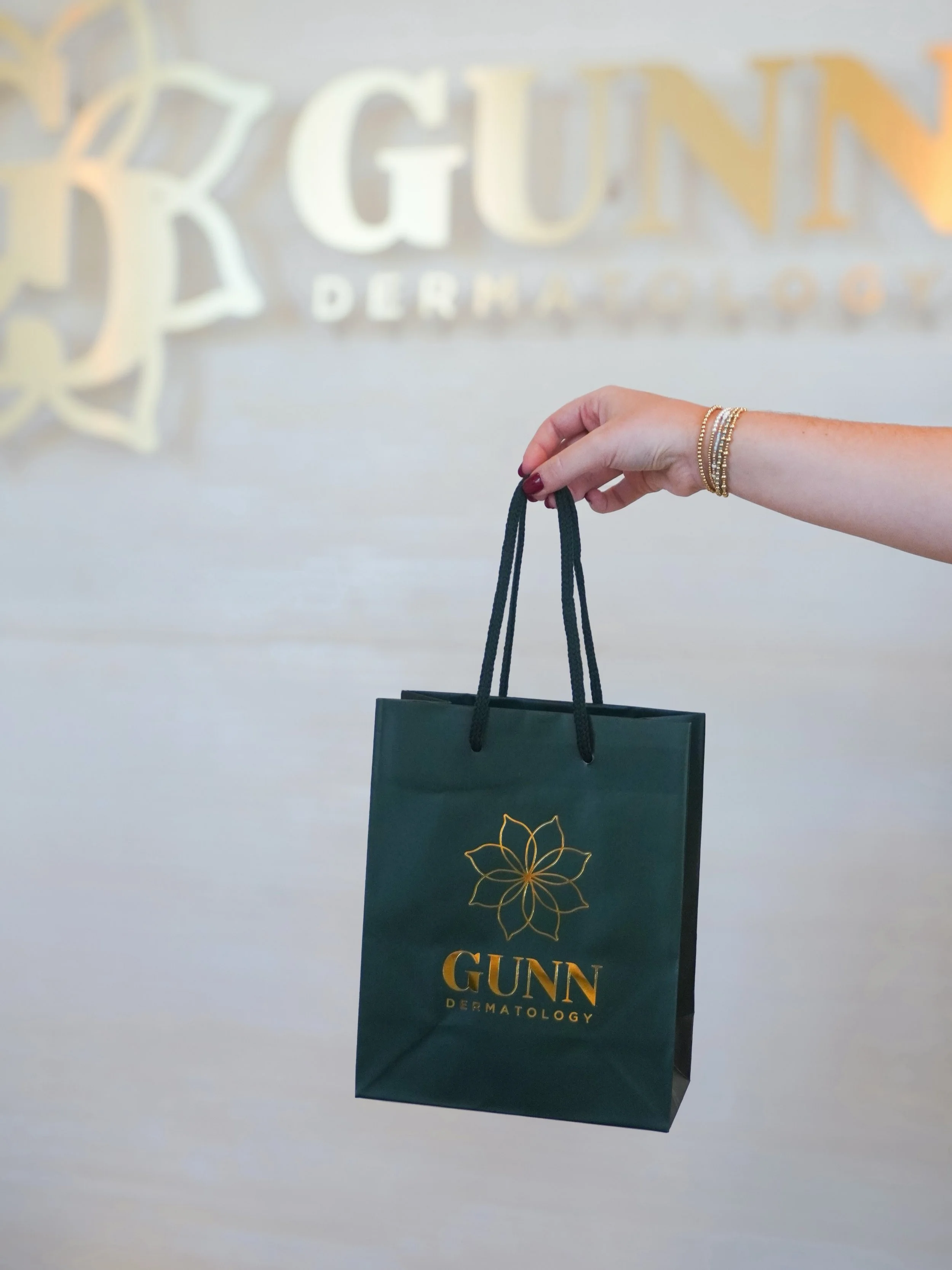 The Junior League of Birmingham&rsquo;s Shop, Save &amp; Share event is happening NOW through October 24th! ✨

Stop by Gunn and enjoy 20% OFF one product with your card!

If you don&rsquo;t have a card, you can always grab one! The best part? Every c