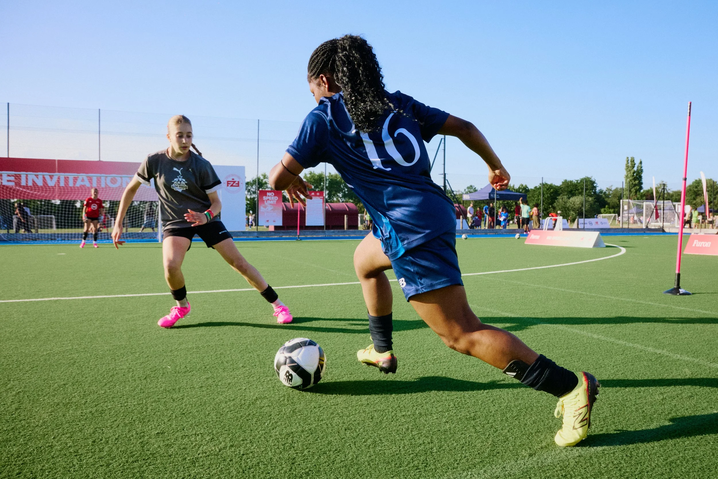 260526_EZEFOUNDATION_Invitational26_RobJones_@hirobjones_@khromacollective-9608.jpg