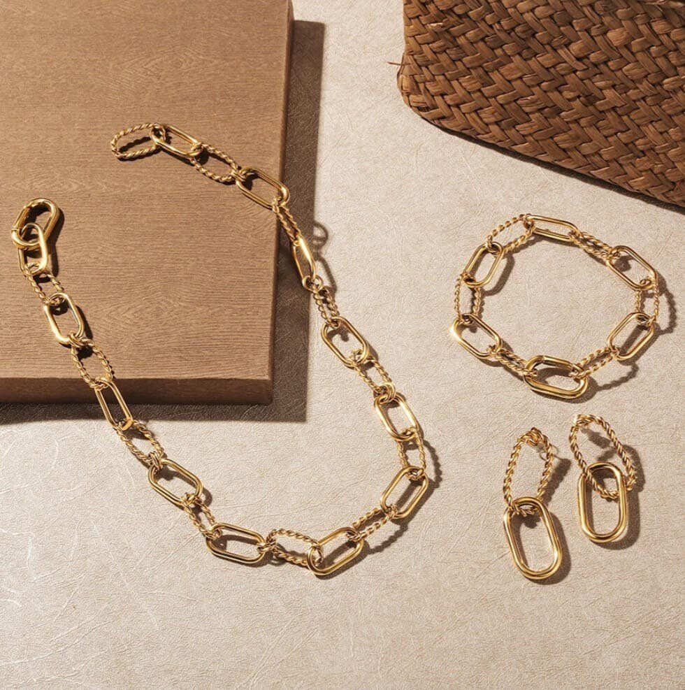 https://i.etsystatic.com/13421221/r/il/5e890a/3326689223/il_fullxfull.3326689223_bj5t.jpg