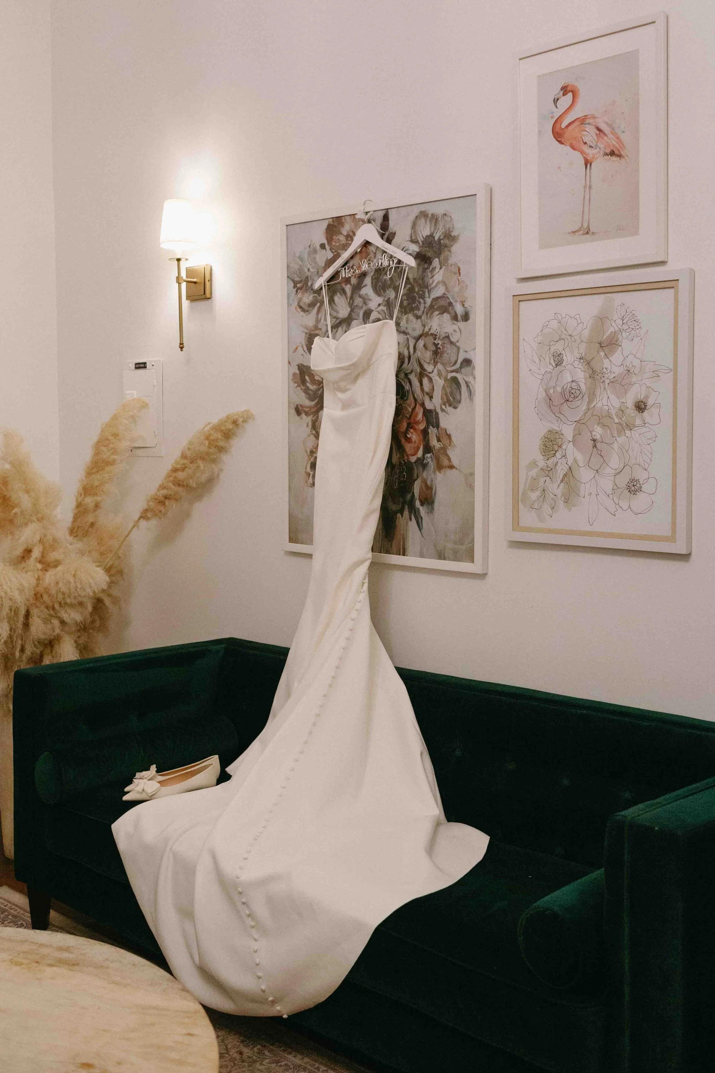 how to hang a wedding dress for pictures