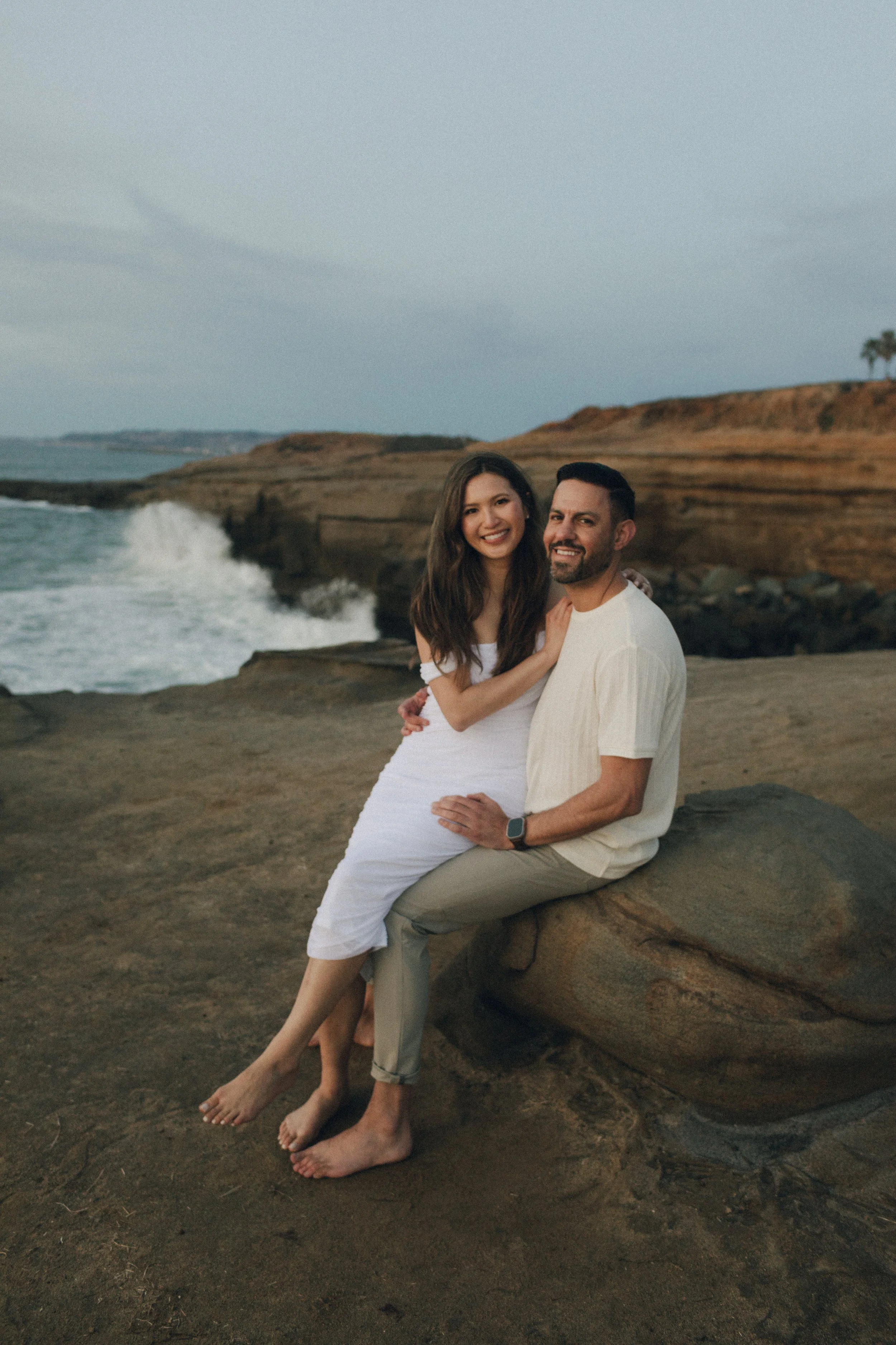 Chi-and-Mark-Sunset-Cliffs-San-Diego-Courthouse-Engagement-Session-28.jpg