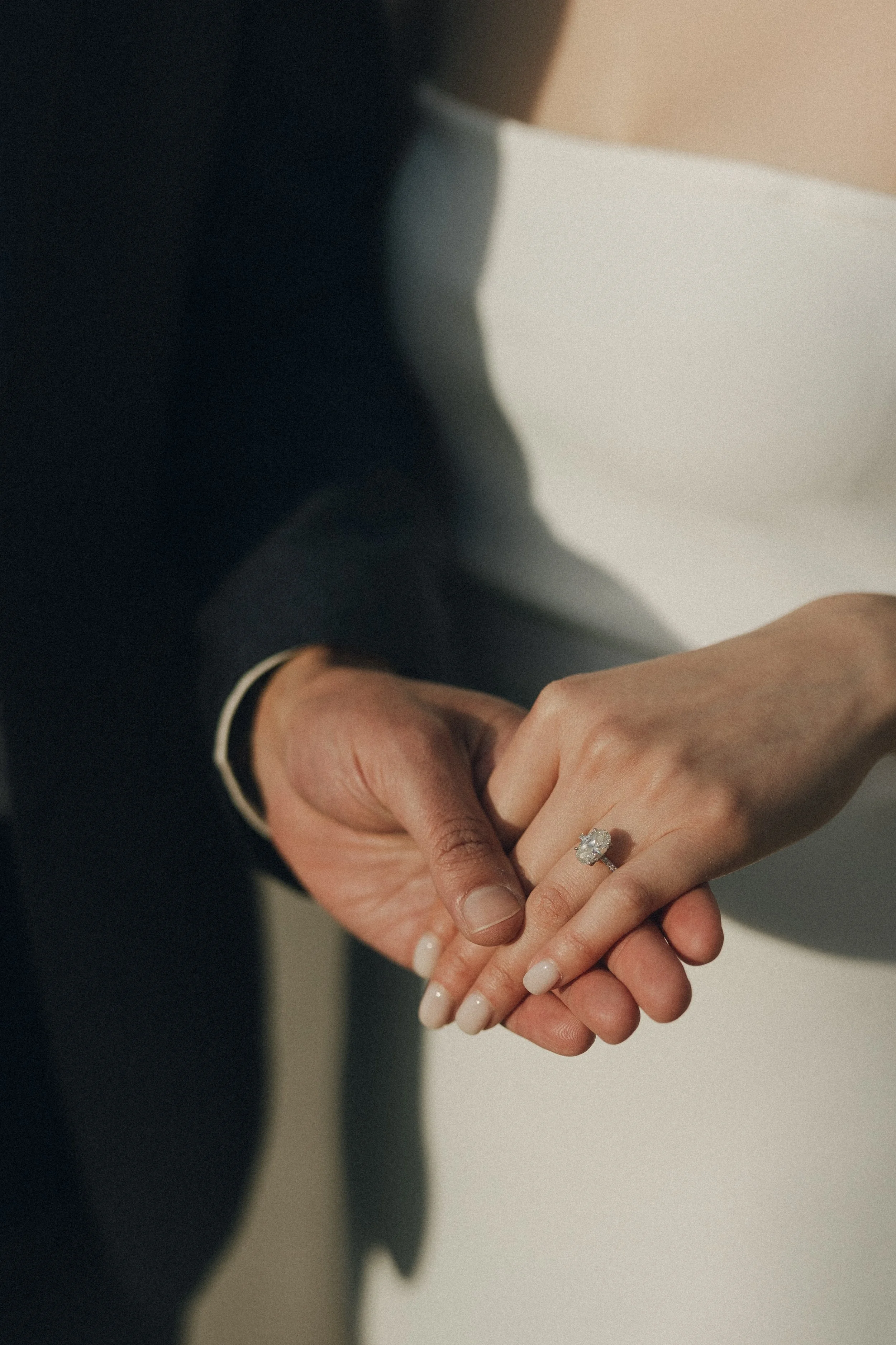 Chi-and-Mark-Sunset-Cliffs-San-Diego-Courthouse-Engagement-Session-16.jpg