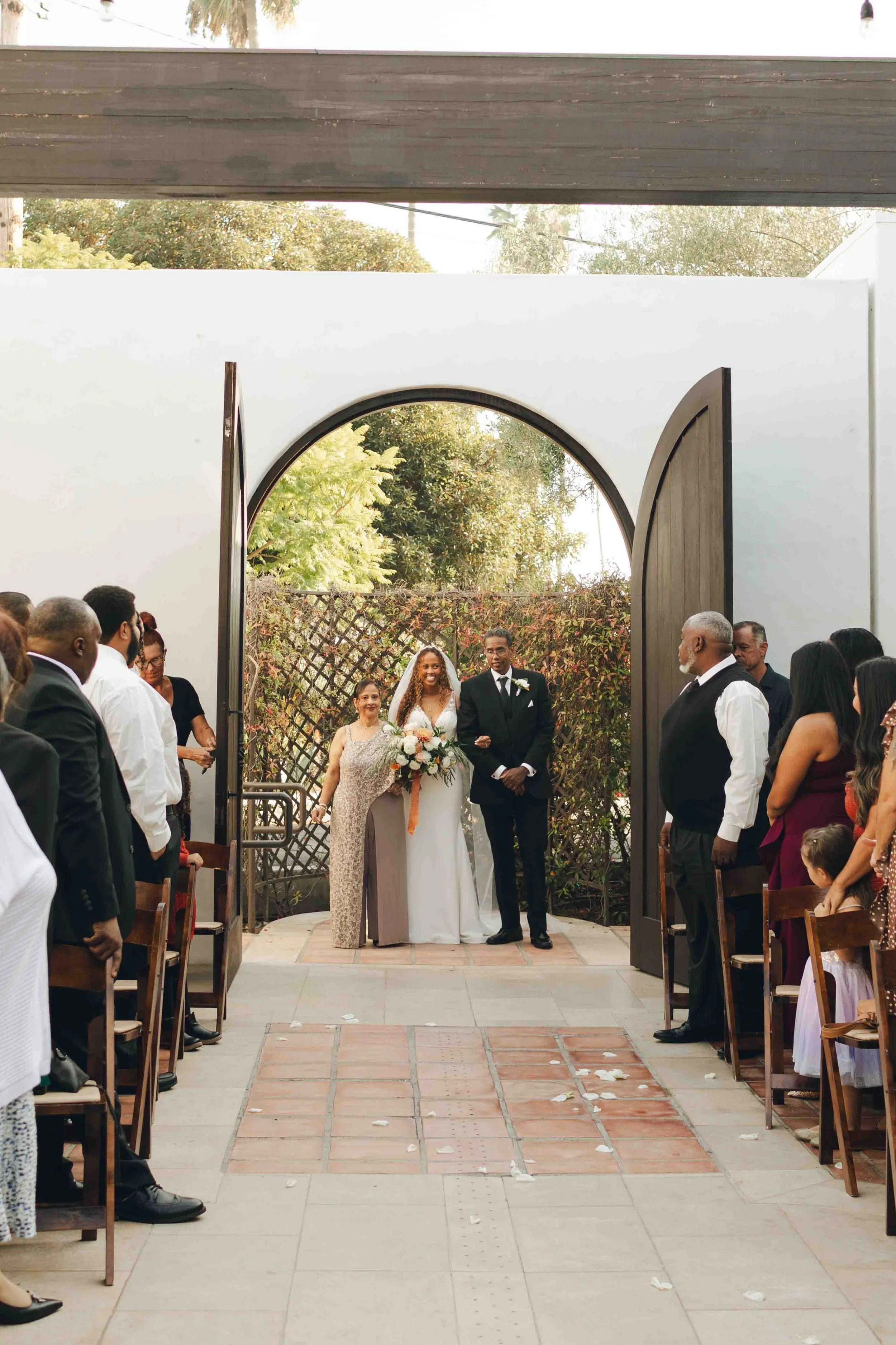 rozie-and-michael-wedding-san-clemente-california-la-ventura-event-center-4.jpg