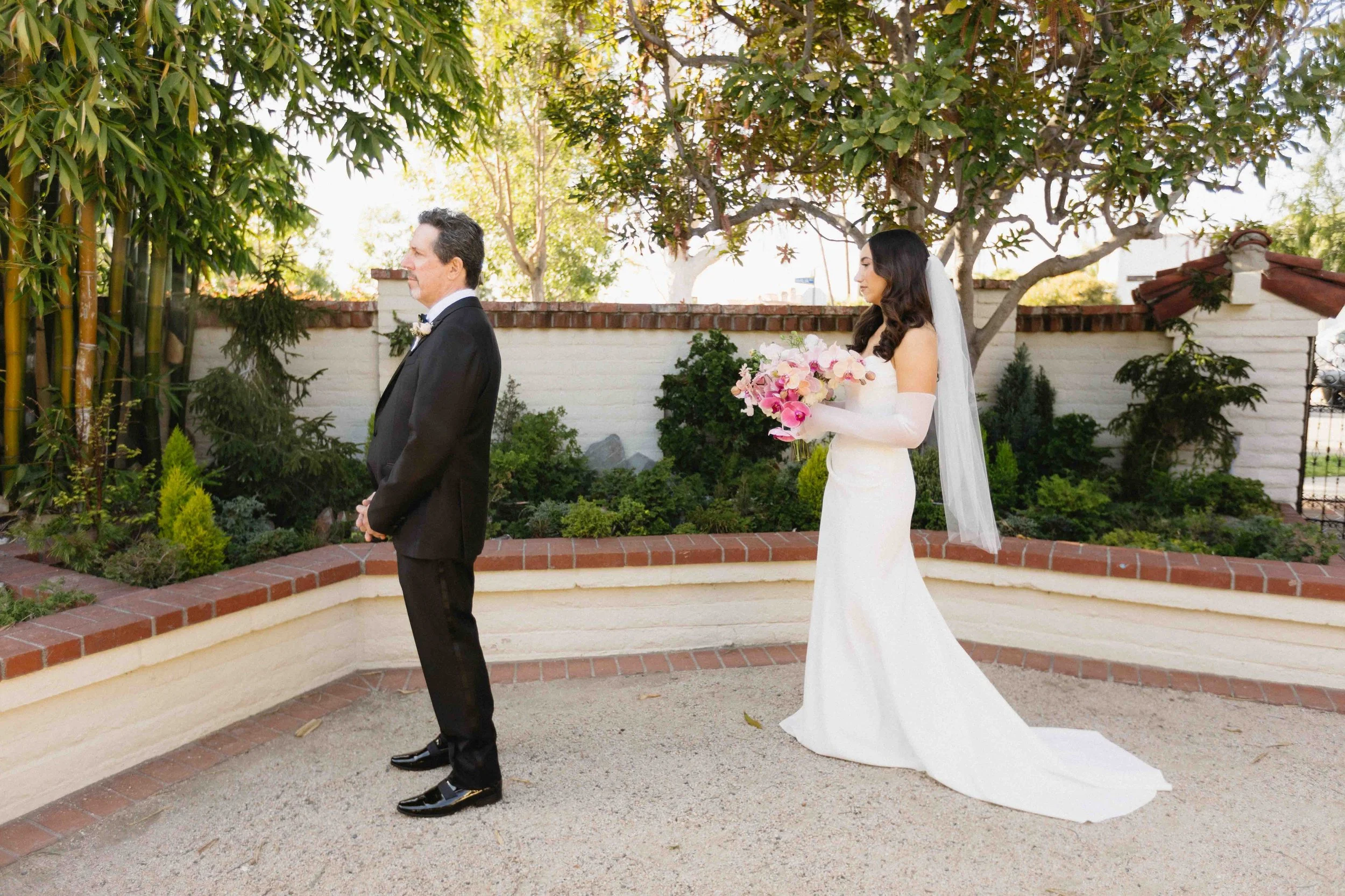 Sherman Gardens and Library Spring Wedding Corona del Mar Noelle and Alex-20.jpg