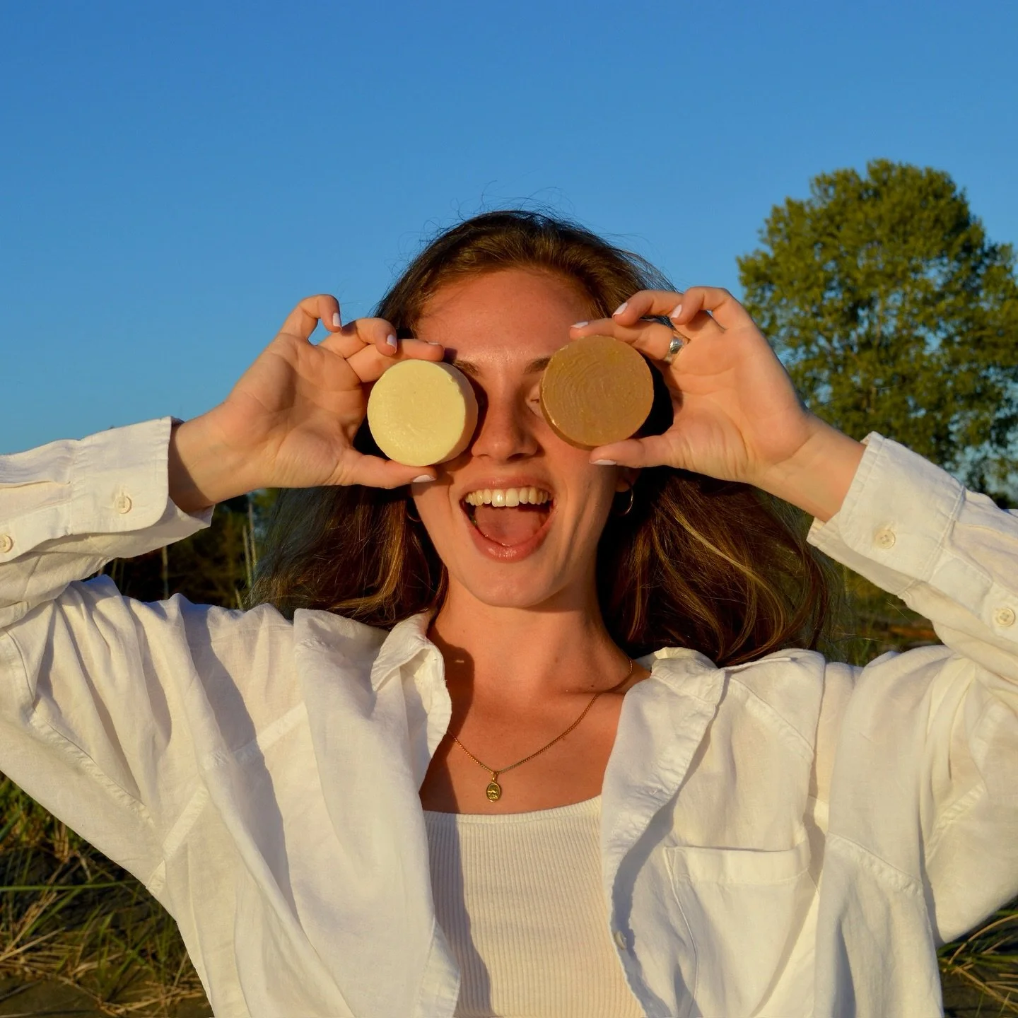 Small batch soap makes us happy 🤍🫧

Shop Olive Oil Soap Bars on islandsoapco.ca

.
.
.
#IslandSoapCo #SmallBatchSoap #ShopLocalBC #SaltSpringIsland #OliveOilSoap
