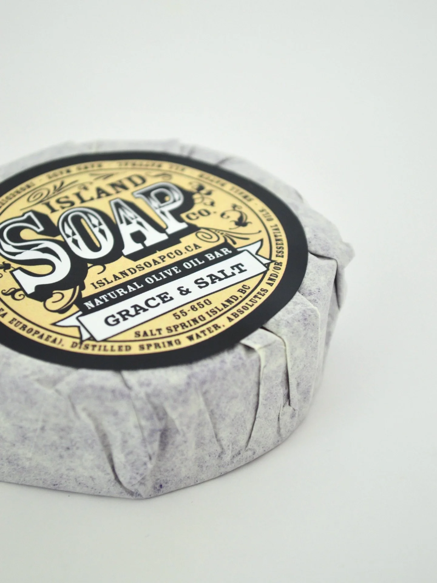 SPRING IS HERE 🐣✨ 

Our first seasonal drop of olive oil bar soaps just landed on islandsoapco.ca! This limited edition collection includes 6 fresh and floral scents; Cherry Blossom, Pink Sugar, Lumerra, Grace &amp; Salt, Gardenia and Aureva. 

Avai