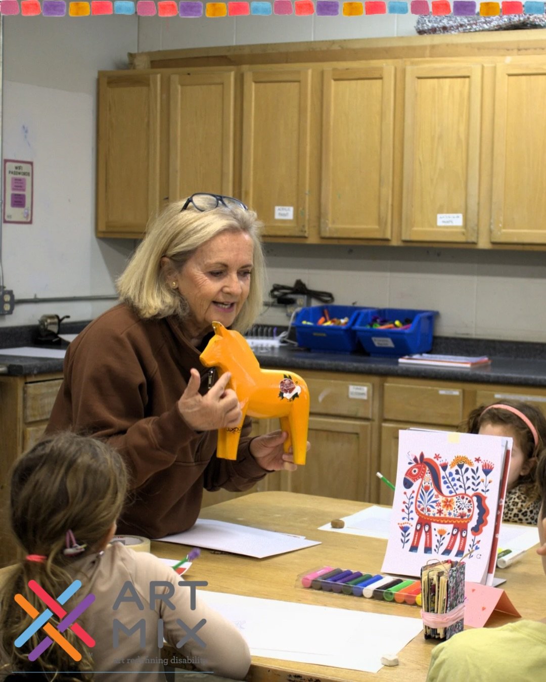 Saturday Class Fun! 🤩 

This morning, Miss Bella&rsquo;s class was learning about the Year of the Horse and drawing their own, while Miss Shelby&rsquo;s class was working on their own Chia pets- how cool! 

#ArtMixIndy #YouthClass #YearOfTheHorse #C