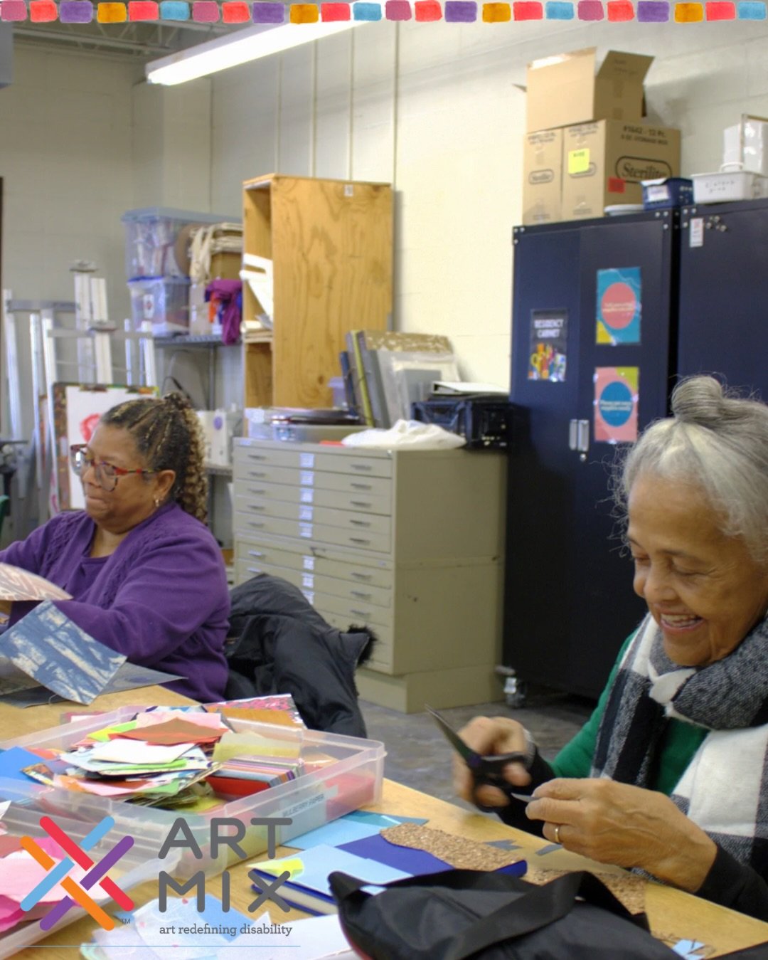 Our Thursday Greatriarch class taught by @omar.rashan is having a blast creating together! 🌟

We loved being able to add this class this session for this fun group! 

#ArtMixIndy #CommunityClass #Gretriarchs #ArtForAll