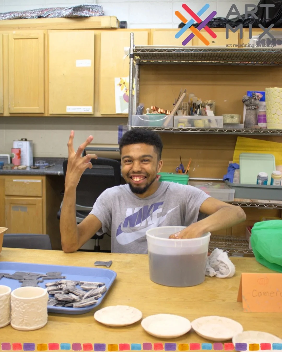 The past week at ArtMix ✨

Last week was a busy one for ArtMix! 

-Beginning of Spring Session 2
-Wrapped up our Spring Campaign by raising over $6,000
-First Friday with our @butleru Collaboration with $1,500 in sales 
-Hosted a day camp of around 3