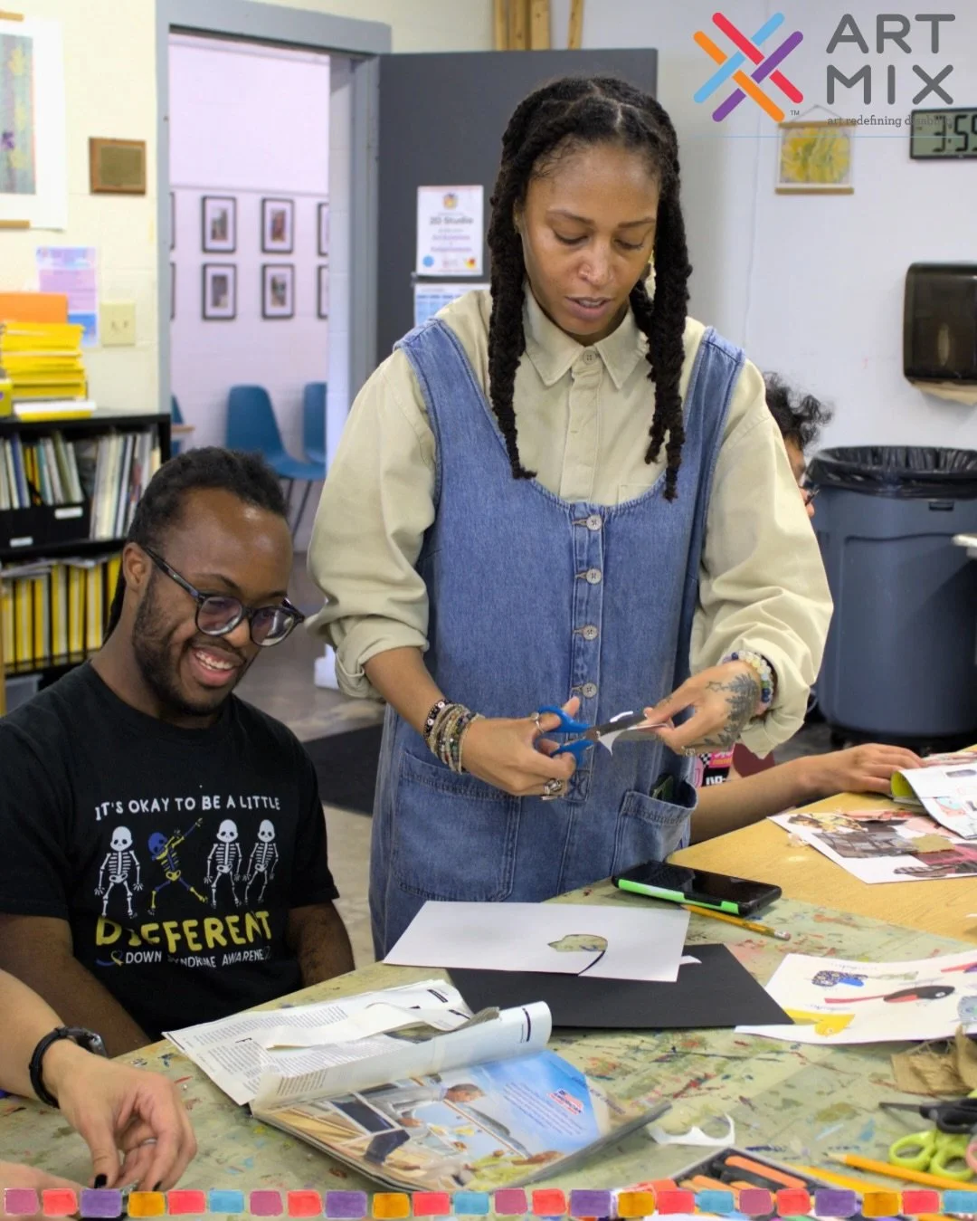 Summer Urban Artisans Orientation was a success! 🎉

Last night we had a blast welcoming new and returning Urban Artisans into our studios at our open house and orientation.

We will see them all very soon as Summer Session begins next Monday! ✨💜

#