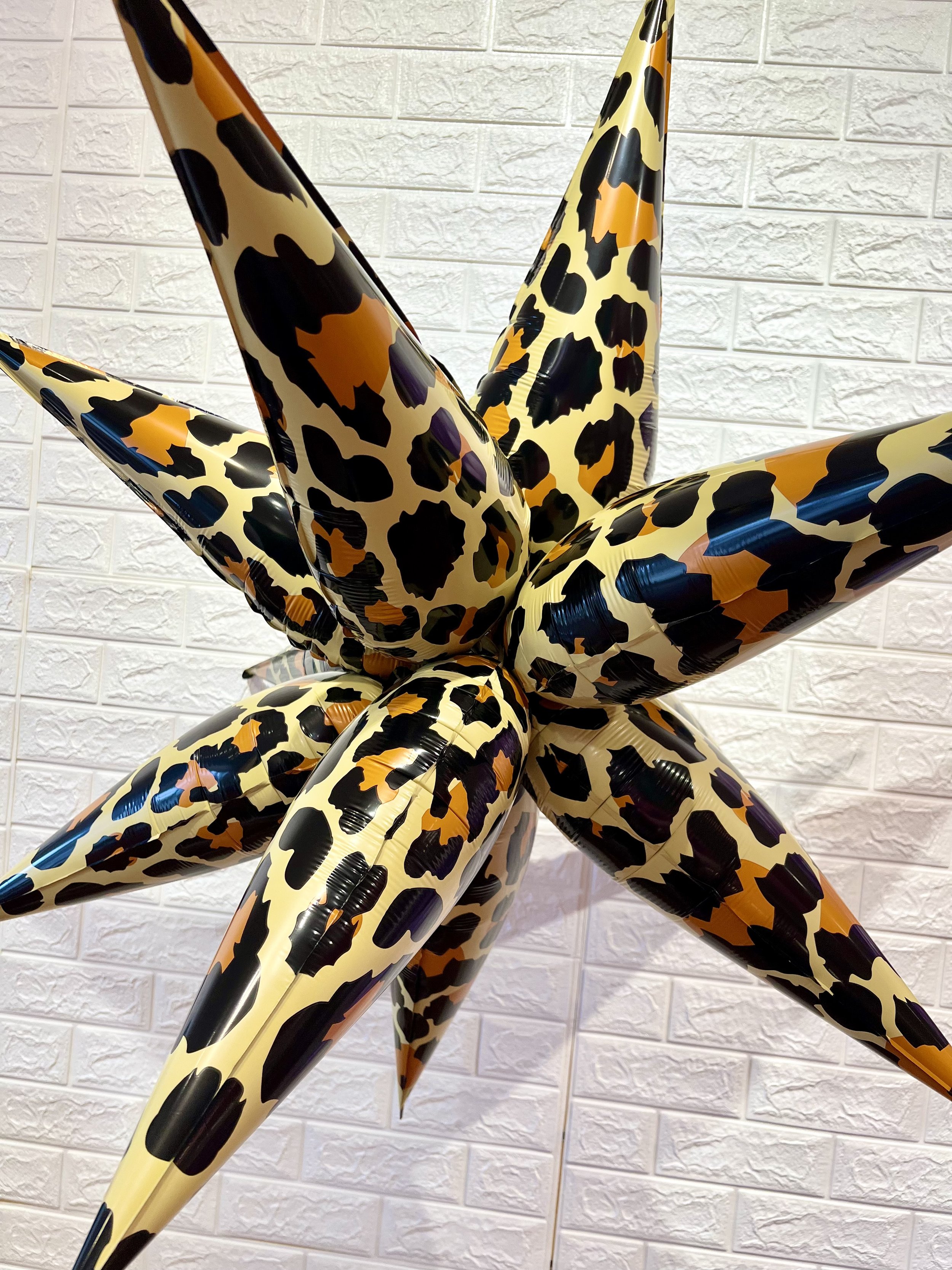 Leopard Print Starburst Balloon 40"