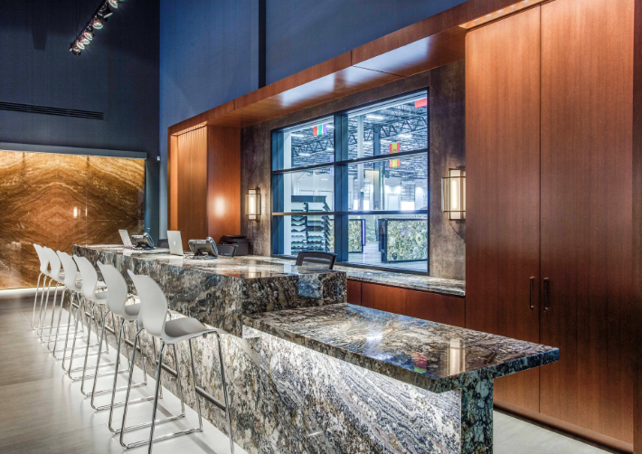 Choosing the Best Countertop: Marble, Quartzite, or Granite for Colorado’s Active Households