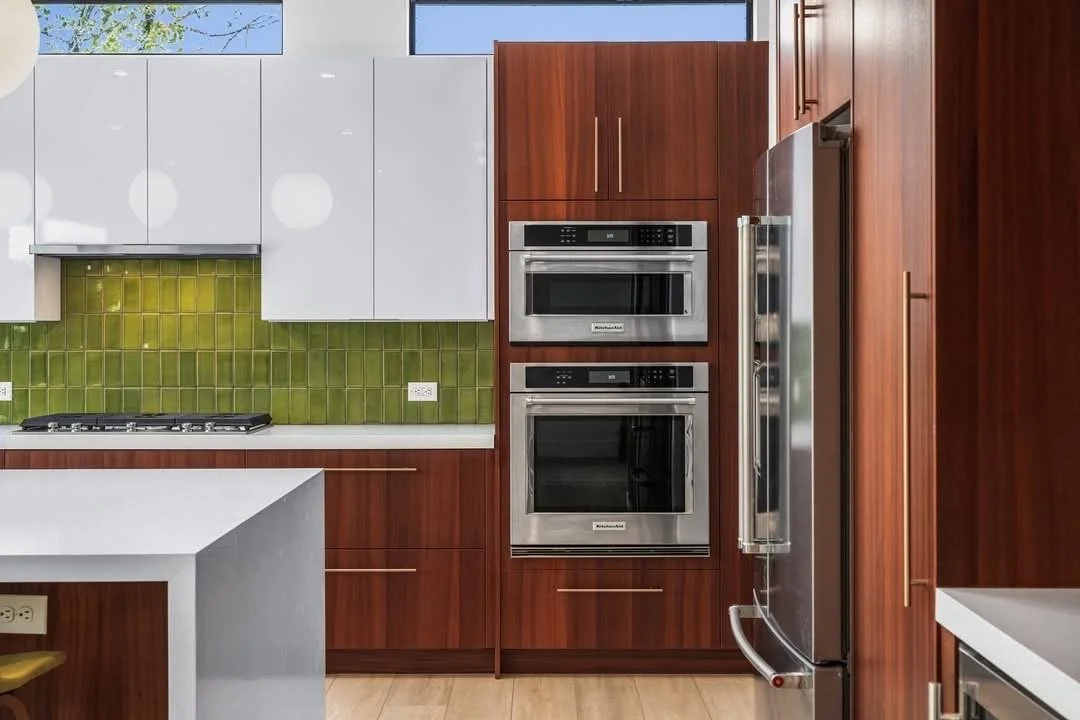  Paris Sapele & Porta Bianco  - Cabinet IQ 