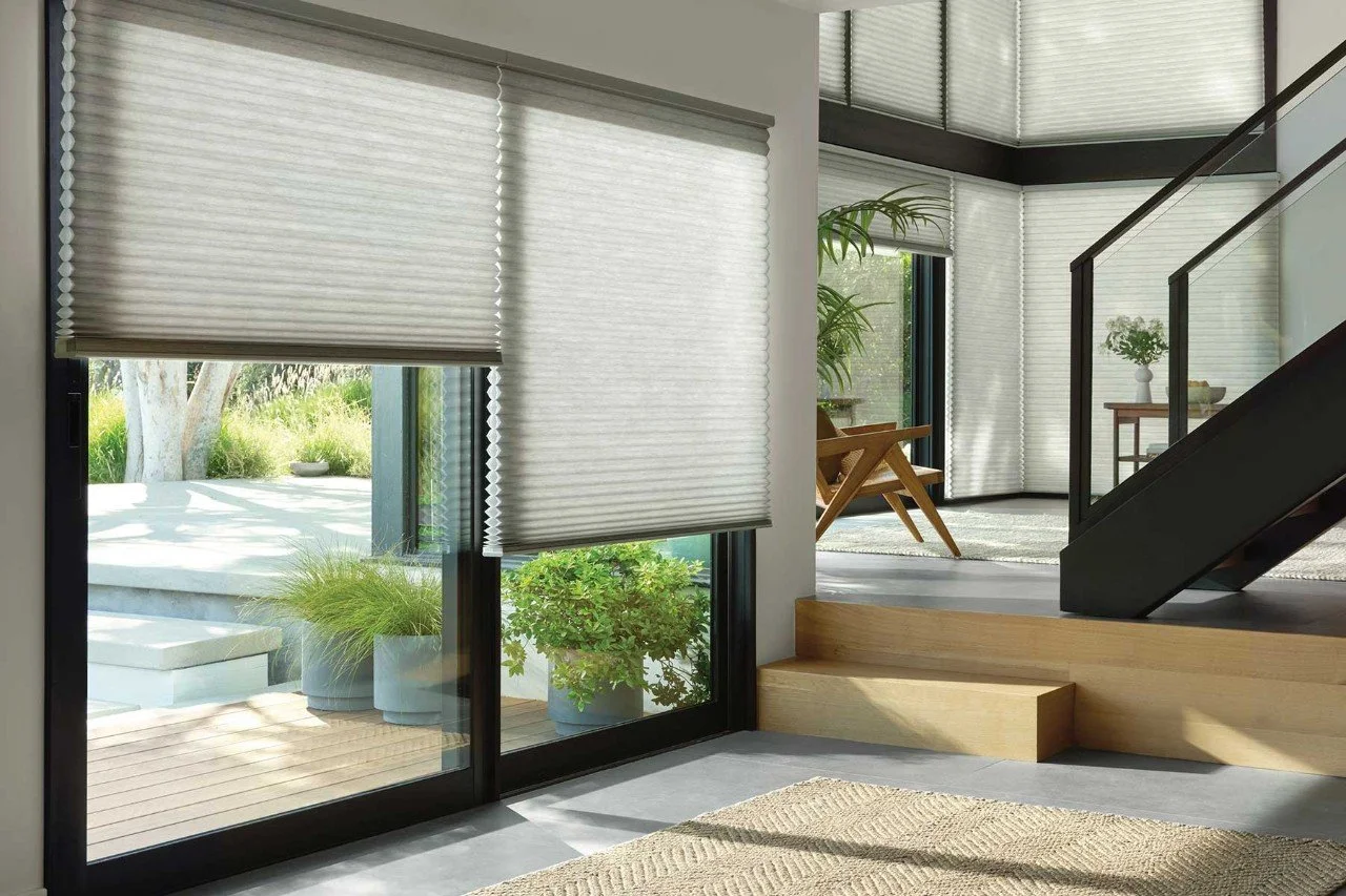 Hunter Douglas