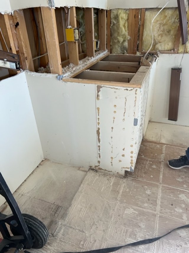  Stair bulk head was not removable 