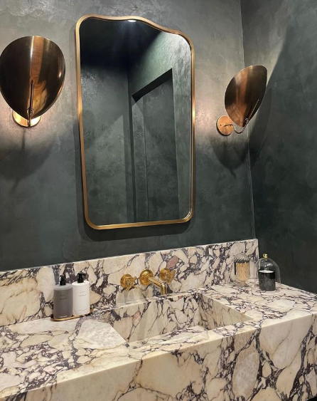  Ryan Saghian Designs  