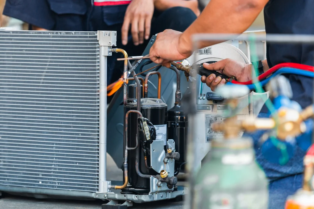 Refrigerant leak detection and repair