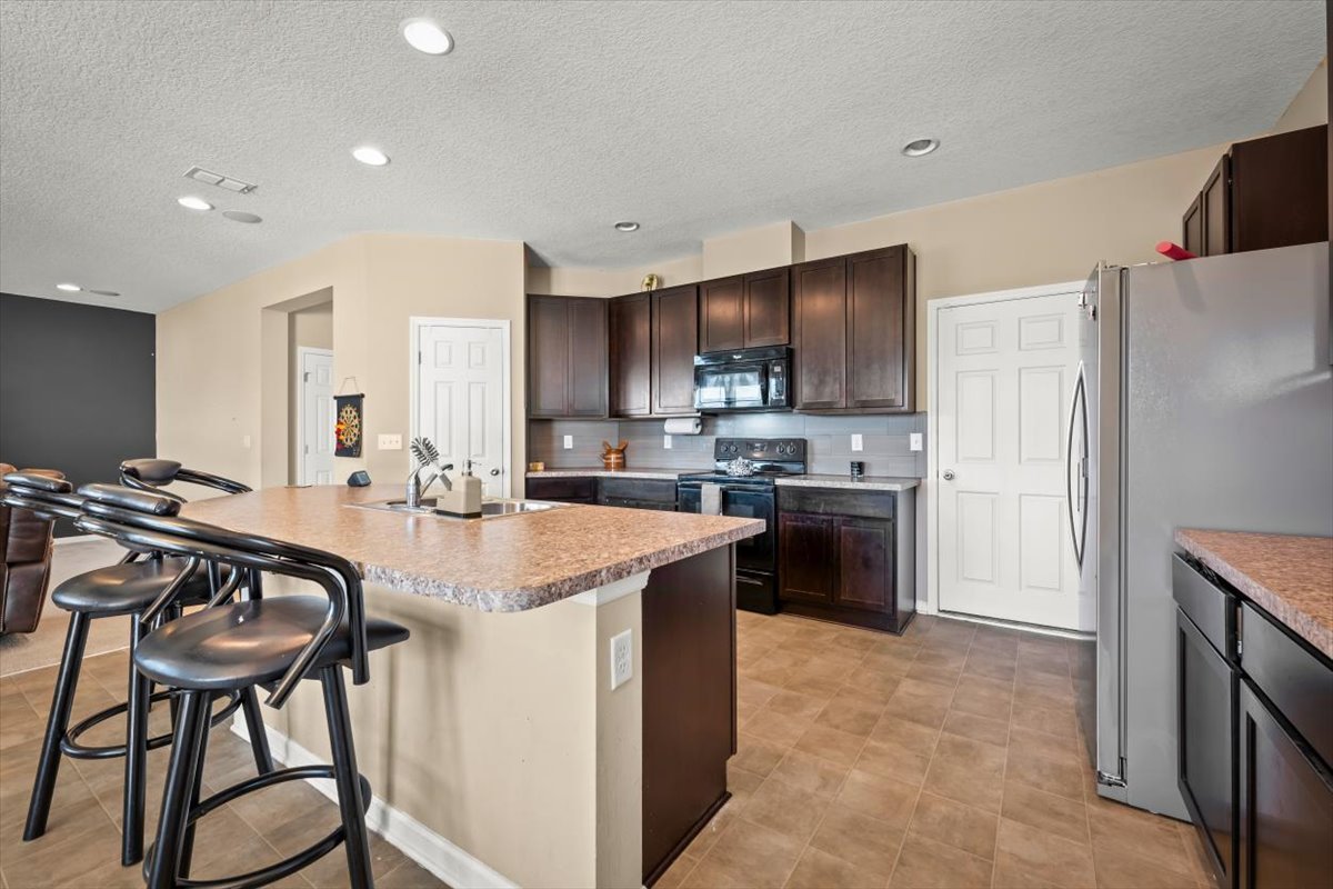 16019 Hutton Ln large kitchen.jpg