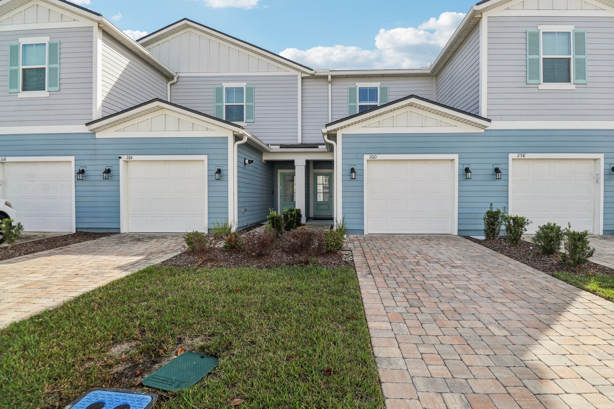 260 Brandon Lakes Dr Low Maintenance Townhome.jpg