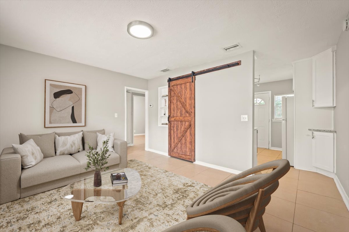 2514 Peach Dr Living Room.jpg