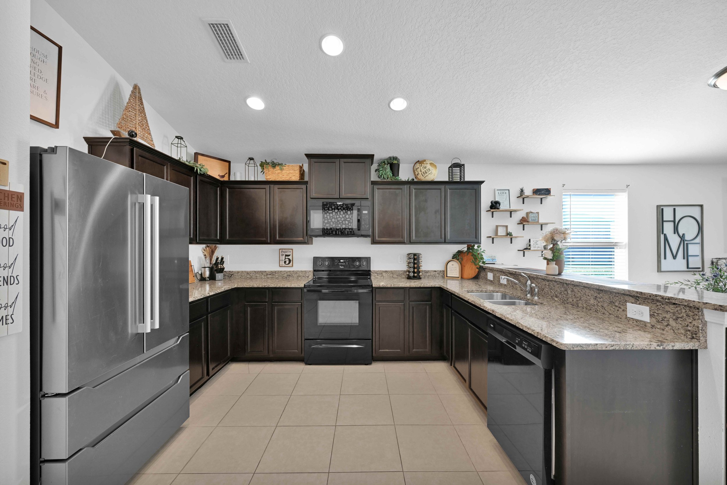 3138 Hidden Meadows Ct kitchen.jpg