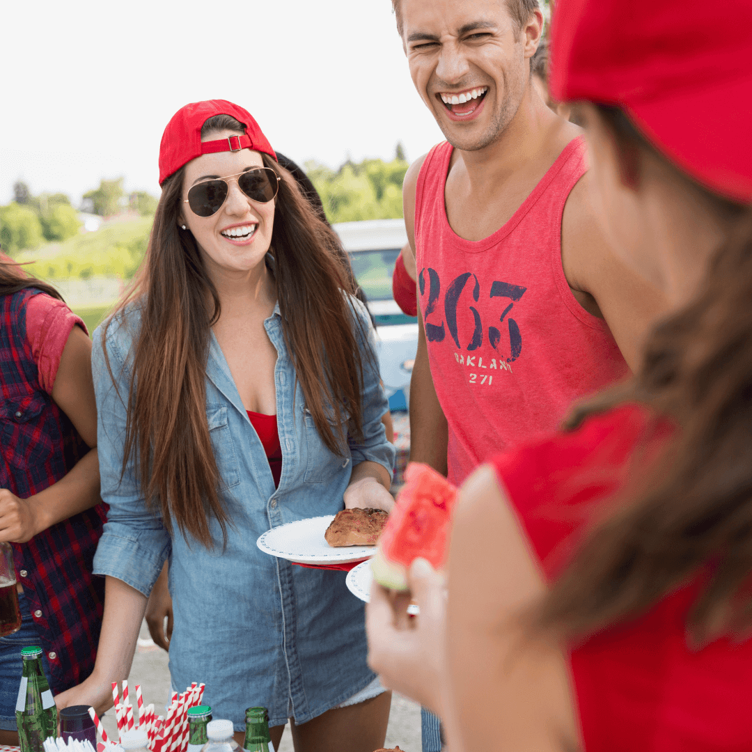 lobo-tailgate-people.PNG
