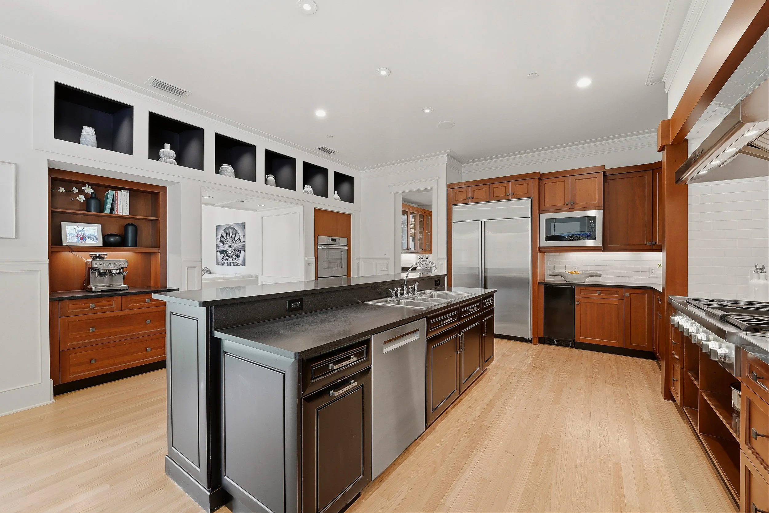 4601 new broad st-20.jpg