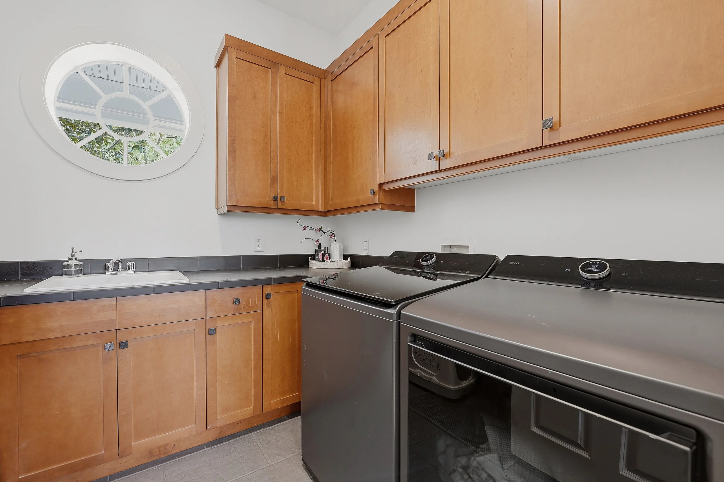 4601 new broad st-30.jpg