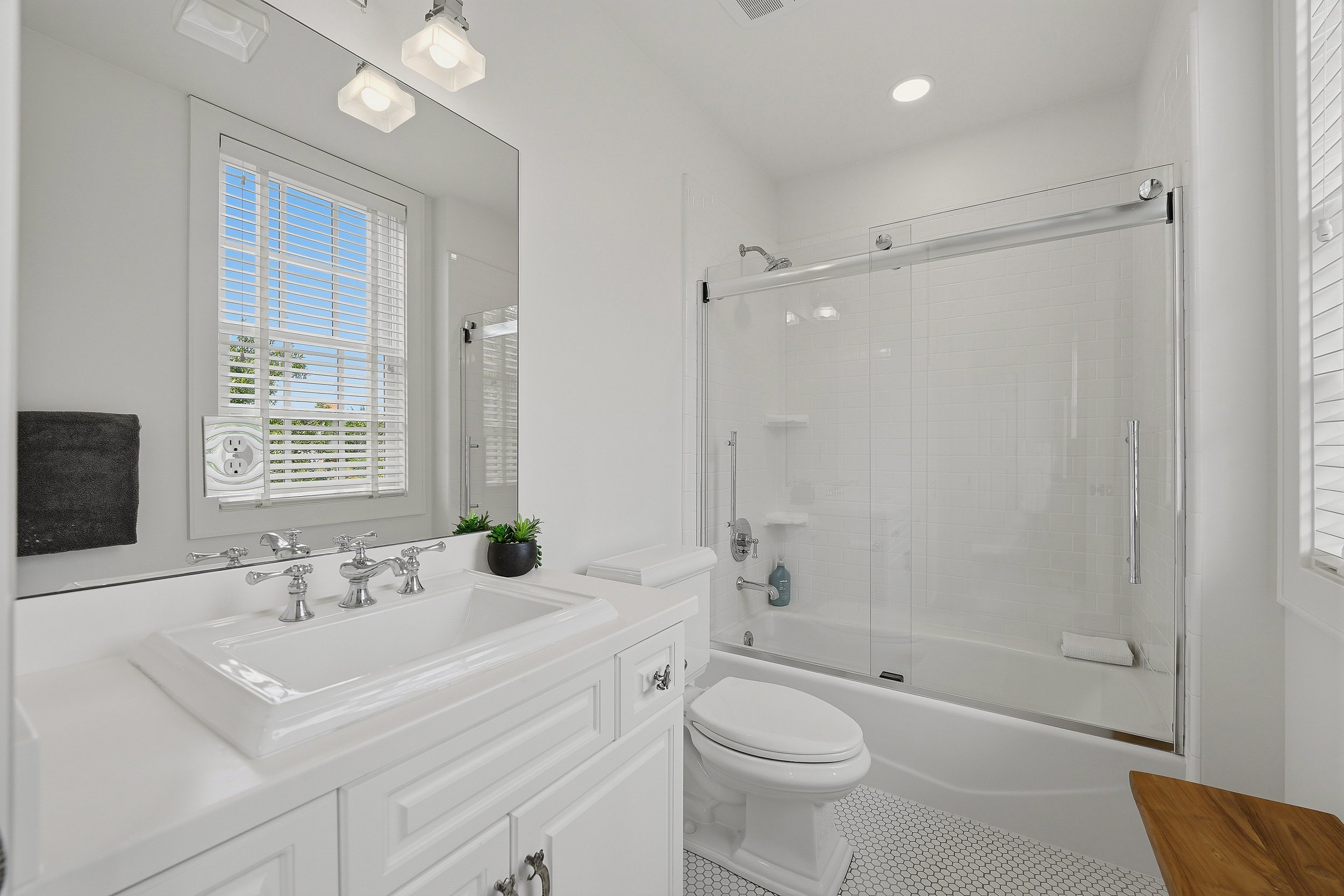 4601 new broad st-55.jpg