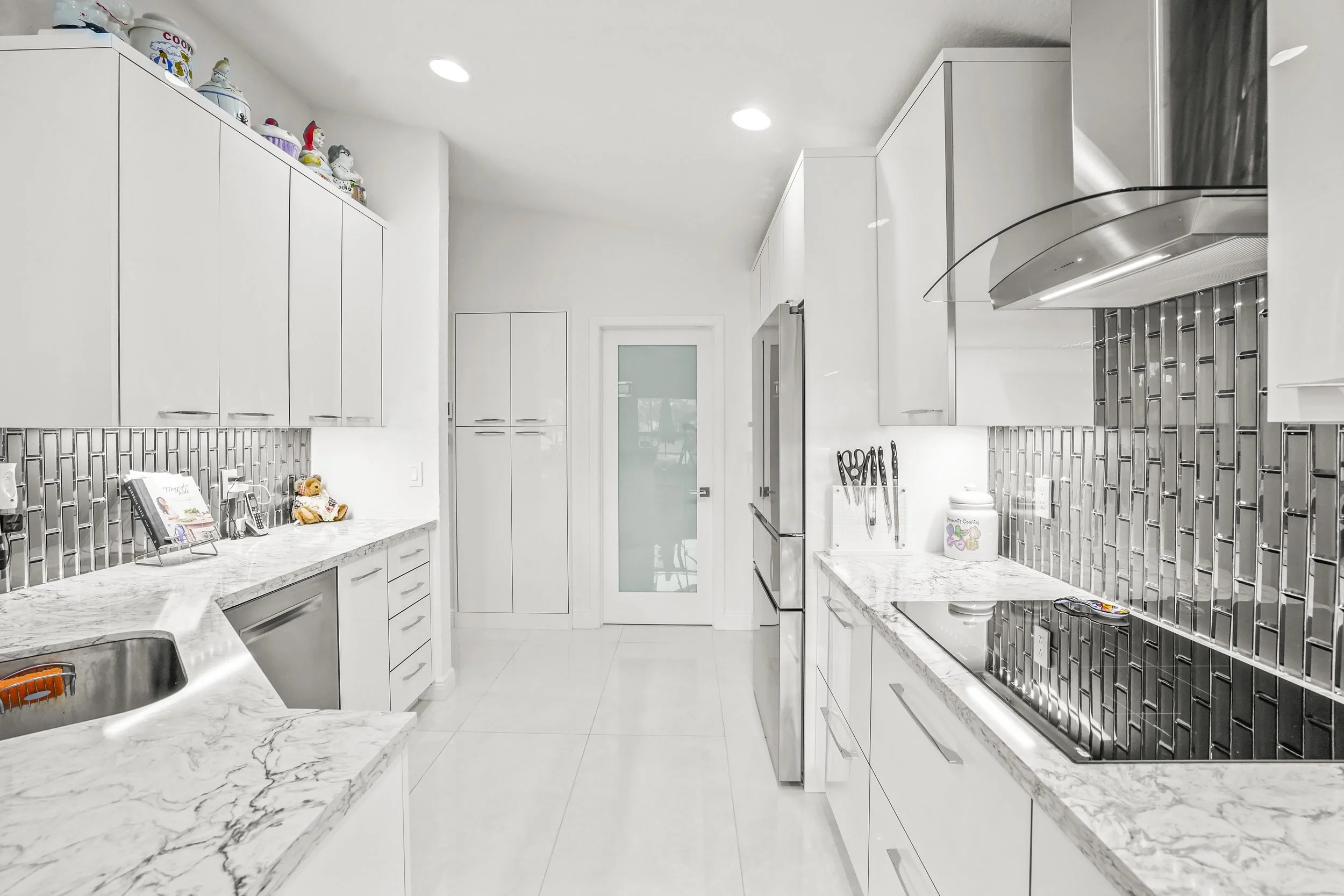 Kitchen Remodel by Sand Castle Kitchens & More — Project 1 project photo 3