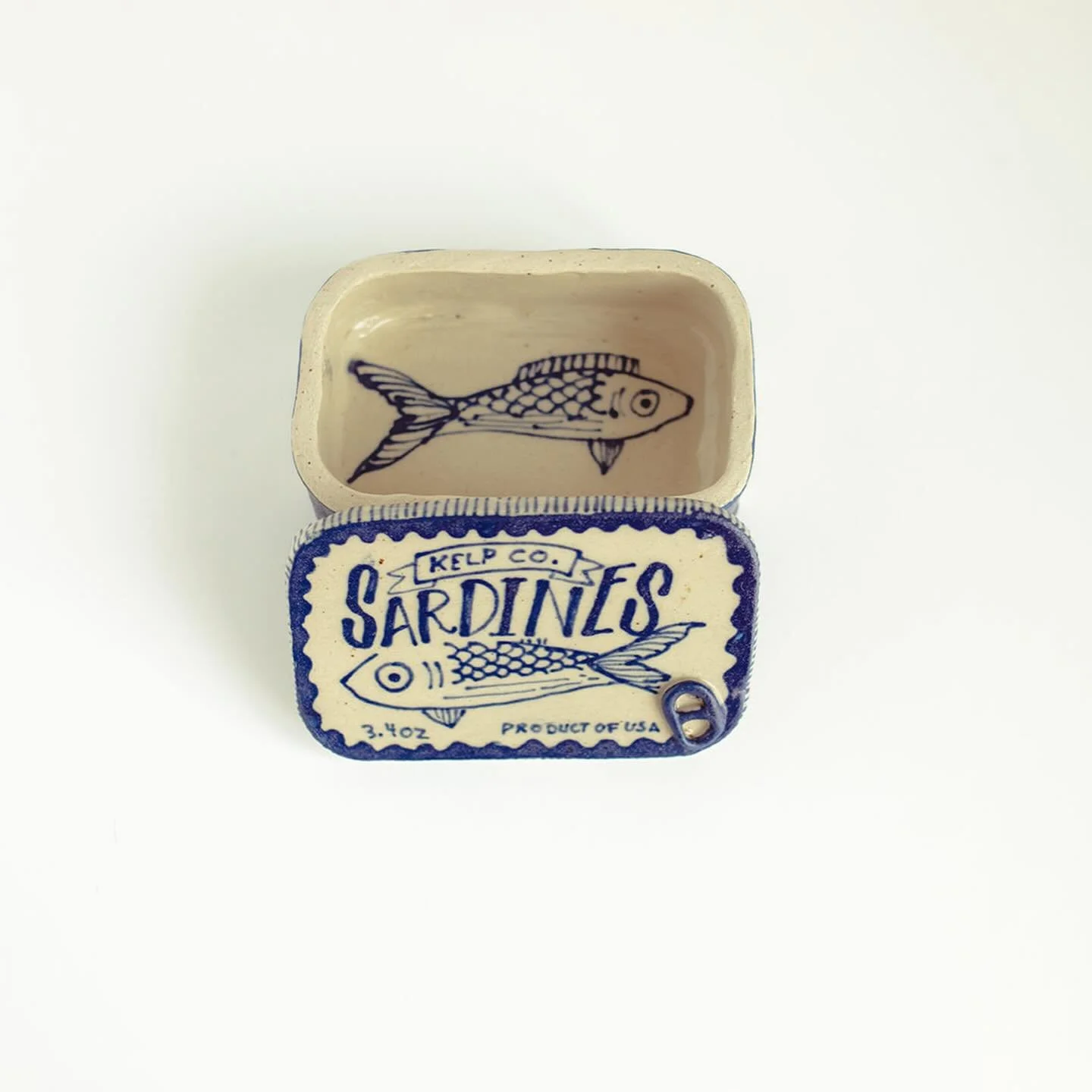 ✨ sardine boxes: now online, boxes numbered. each one is unique, why one has a surprise when opened. + pair with a sardine necklace!
&bull;
once sold out stay tuned for next drop
#sardinesummer #handmadepottery #handmadeincalifornia