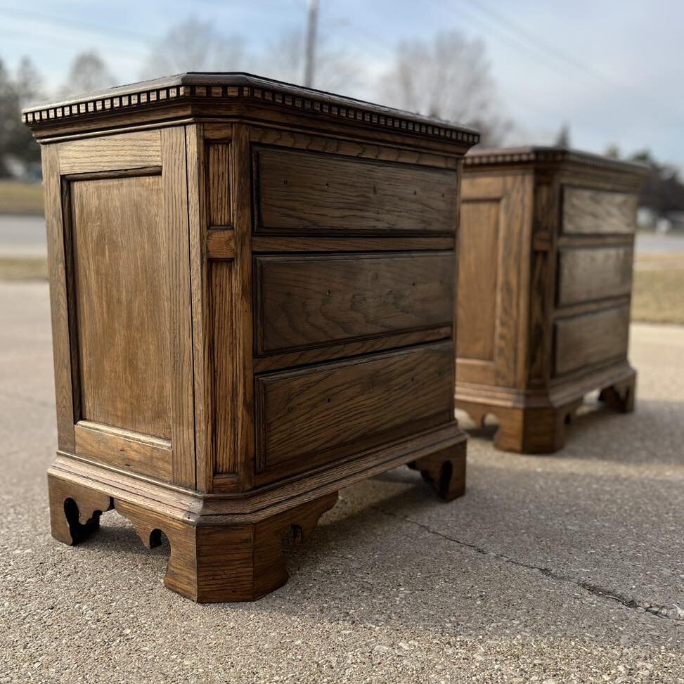 One of my favorite couples in the world now has MATCHING nightstands in their bedroom thanks to these bad boys!

I found these at Appleton Habitat ReStore and scooped them up because they were a little outdated and scratched but solid wood and great 