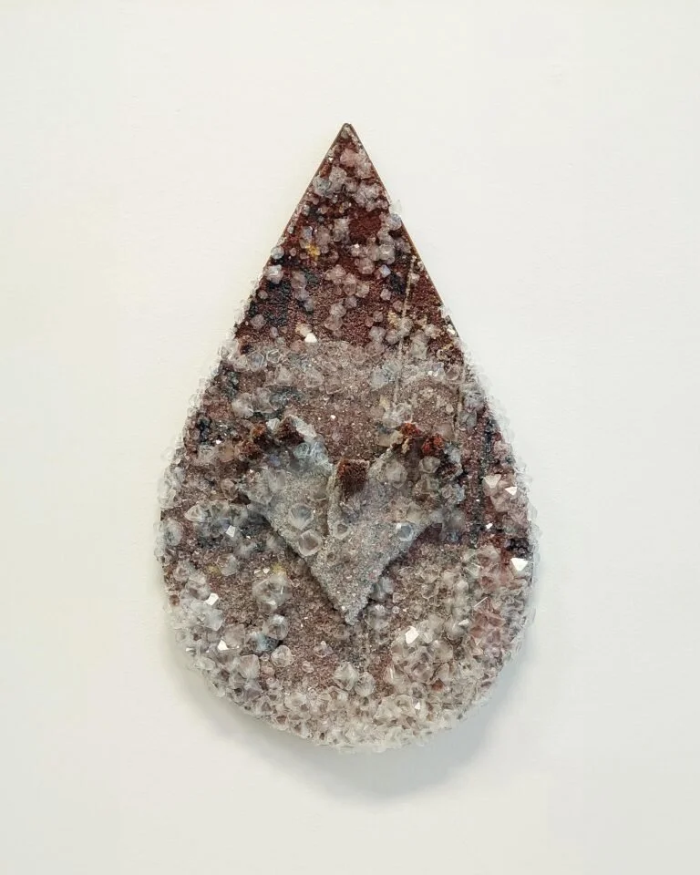 diamond wedding, 2024
Hatschlu Teppich Turkmenistan und Stahl in Kaliumaluminiumsulfat
60 x 40 cm