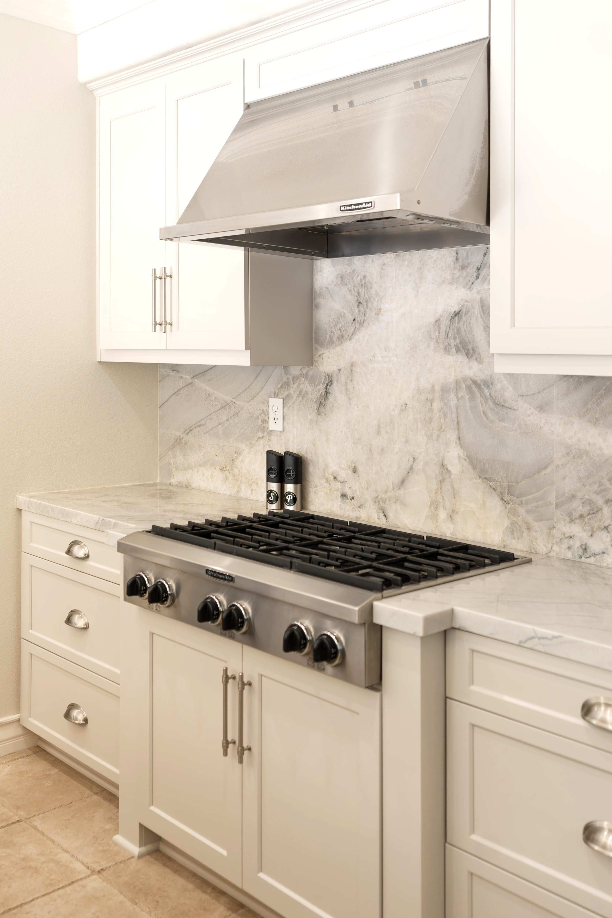 Hausman Kitchen 12.jpg
