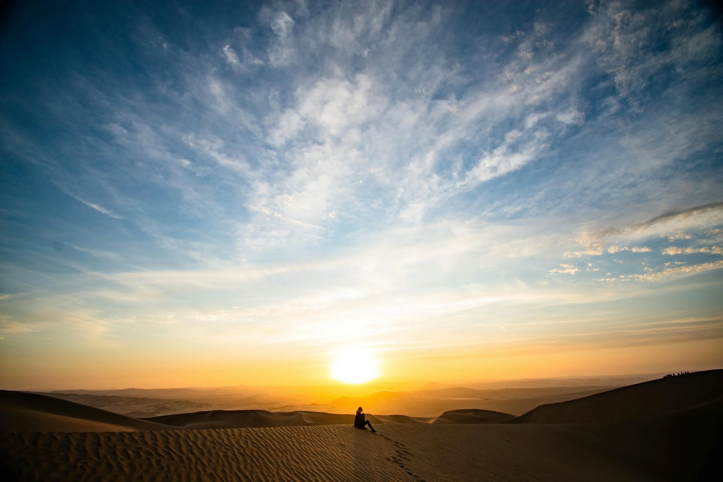 sand dunes peru-pexels-rlpdavid.jpg