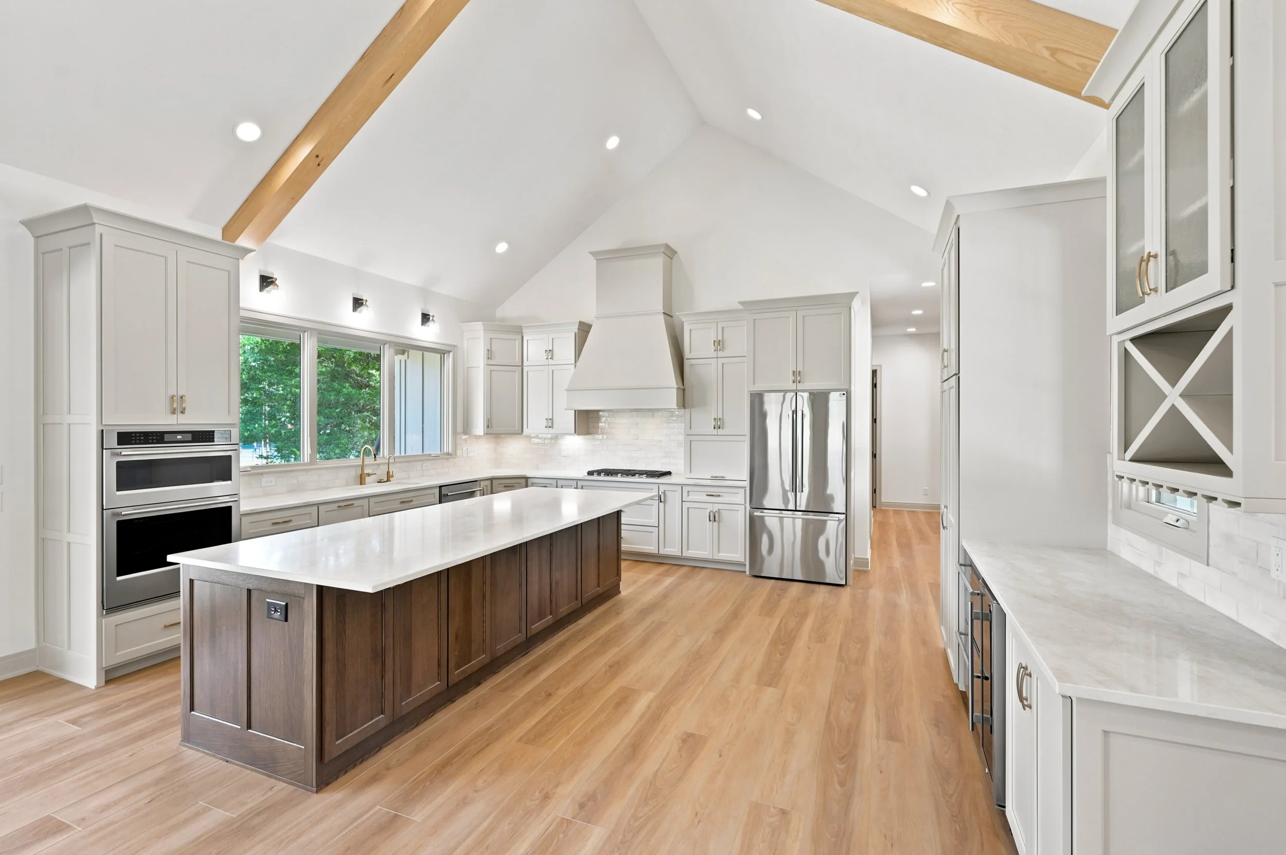 409 n st Claire_009.jpg