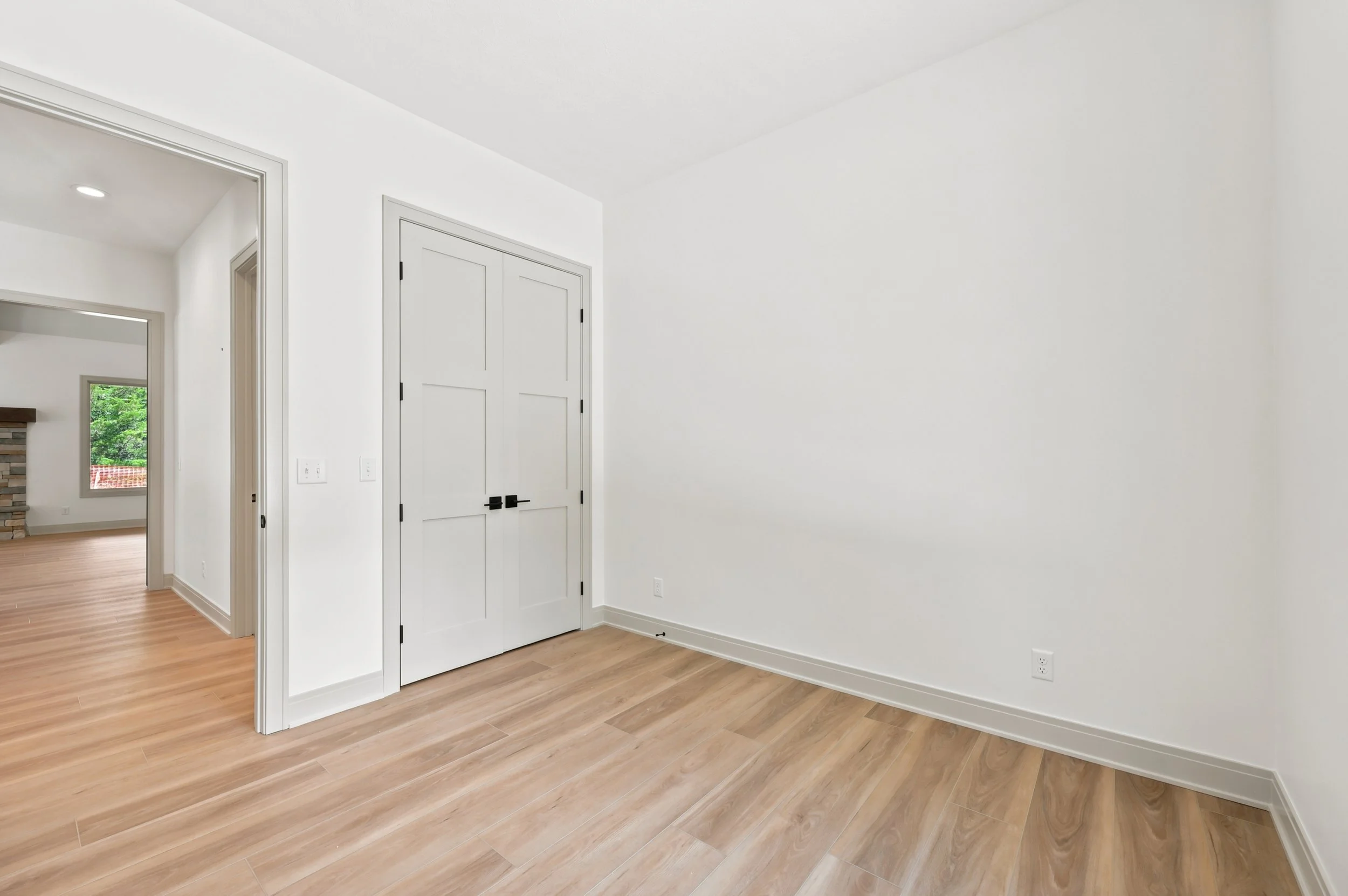 409 n st Claire_041.jpg