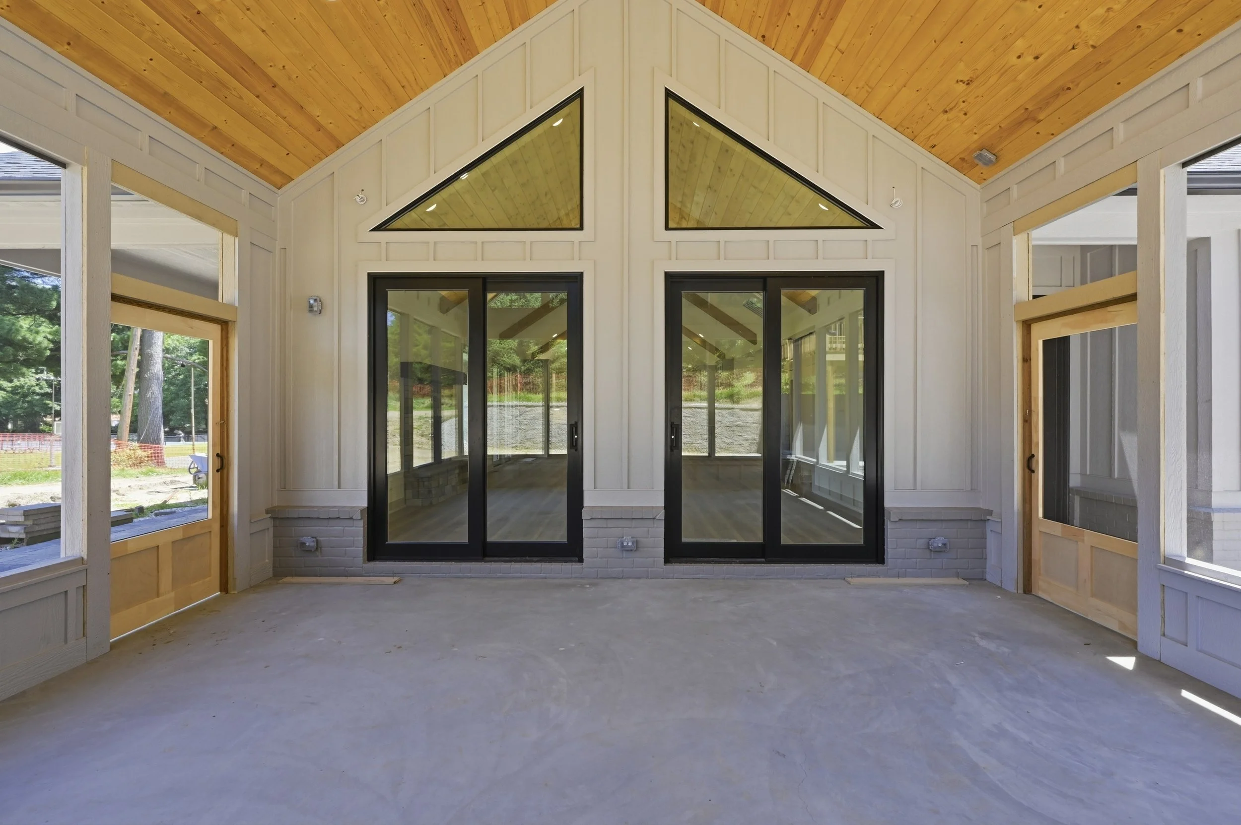 409 n st Claire_052.jpg