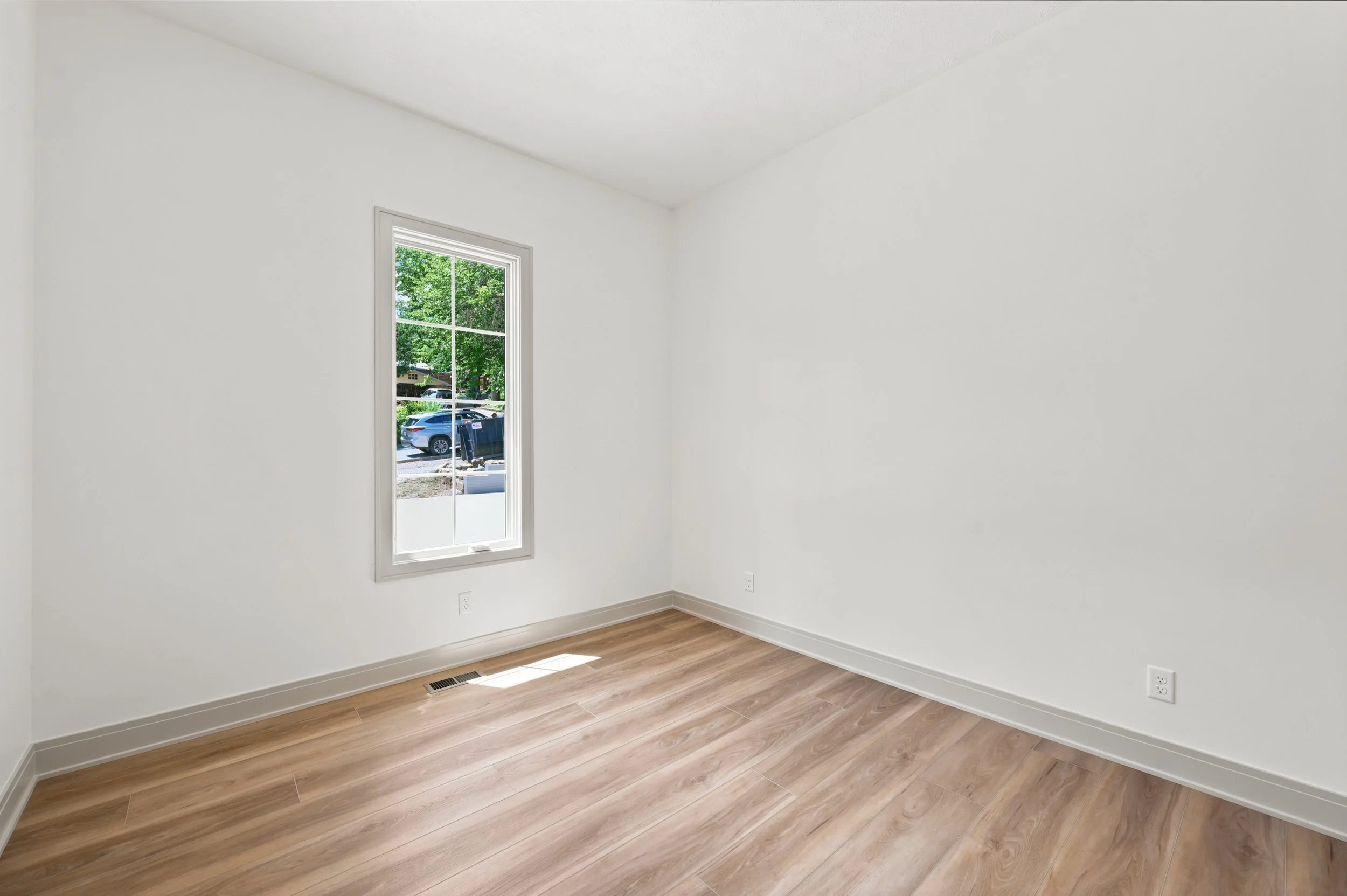 409 n st Claire_044.jpg