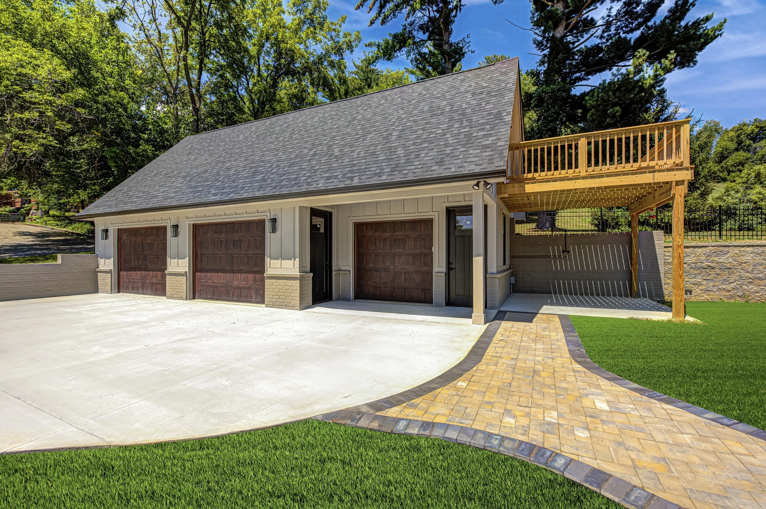 409 n st Claire_Ext_07.jpg